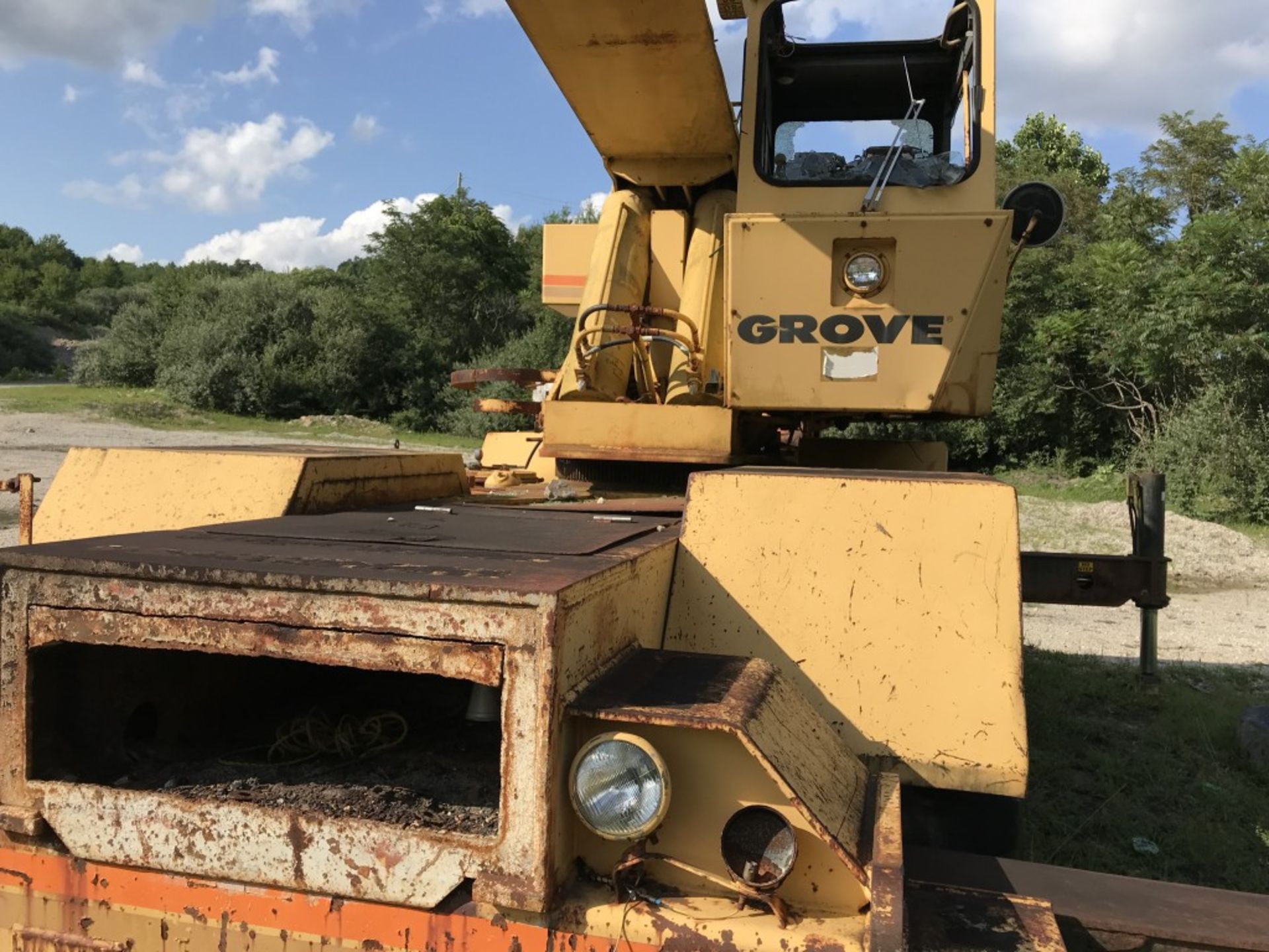 GROVE RT520 OFF-ROAD CRANE, S/N: 66192, 1,463 HOURS SHOWING, 4-CYLINDER DIESEL ENGINE, HYDRAULIC - Image 11 of 12
