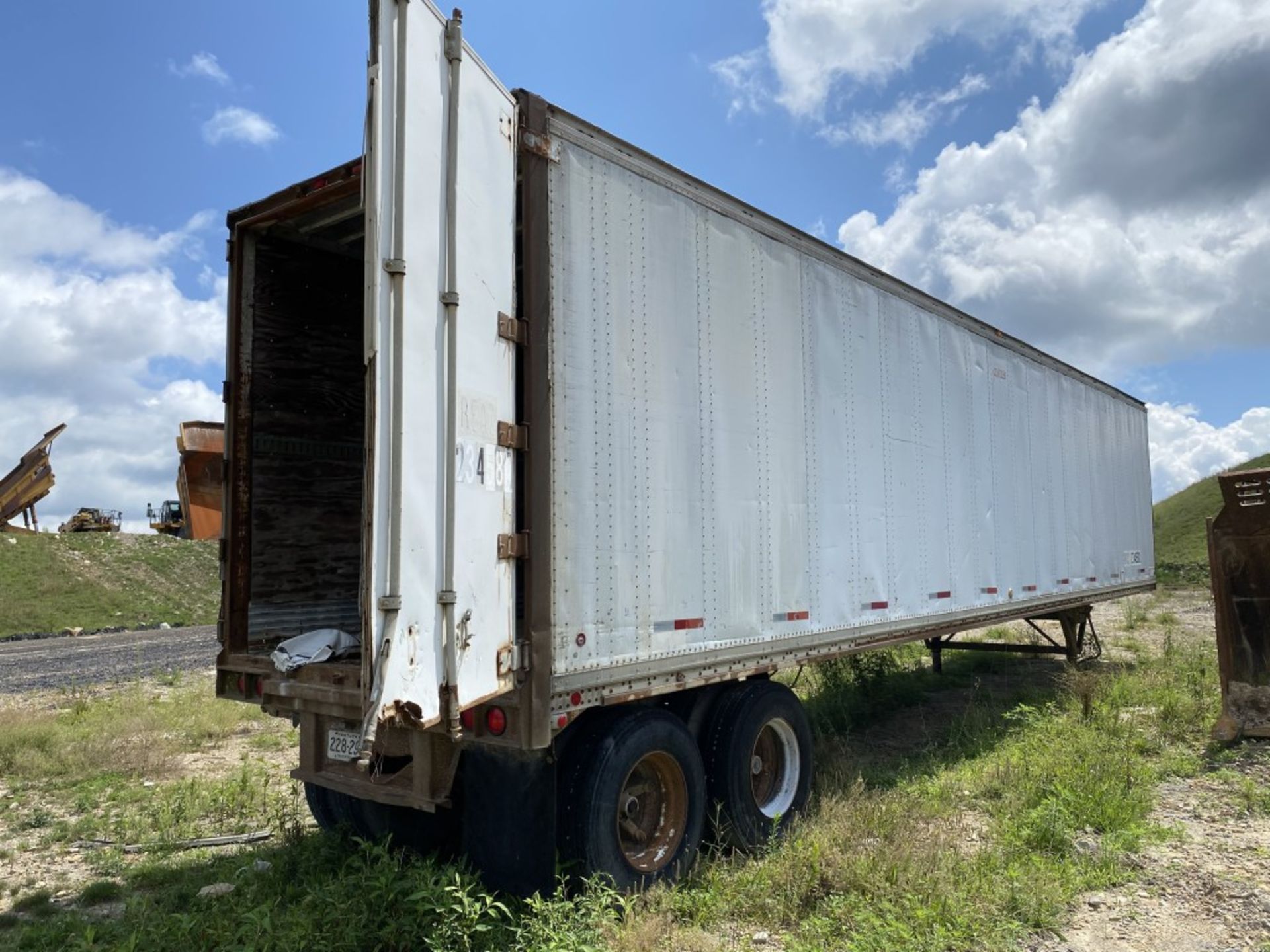 BRAE 45' DRY VAN SEMI-TRAILER, VIN: 1B01A4526ES115361, 11R22.5 TIRES, SWING DOORS IN ROUGH - Image 3 of 11