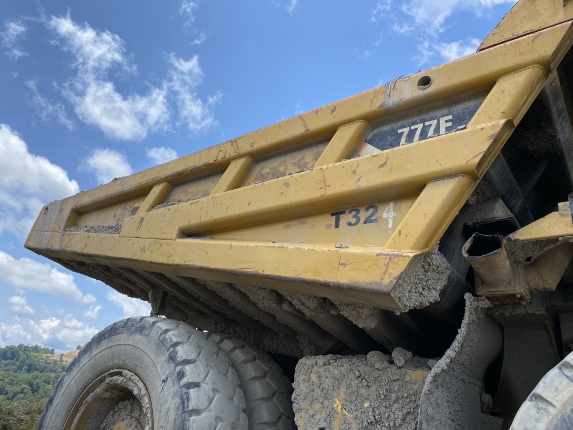 CATERPILLAR MODEL 777F OFF-ROAD DUMP TRUCK, P/N: CAT0777FUJRP00973M UNKNOWN HOURS, CAT DIESEL - Image 16 of 24