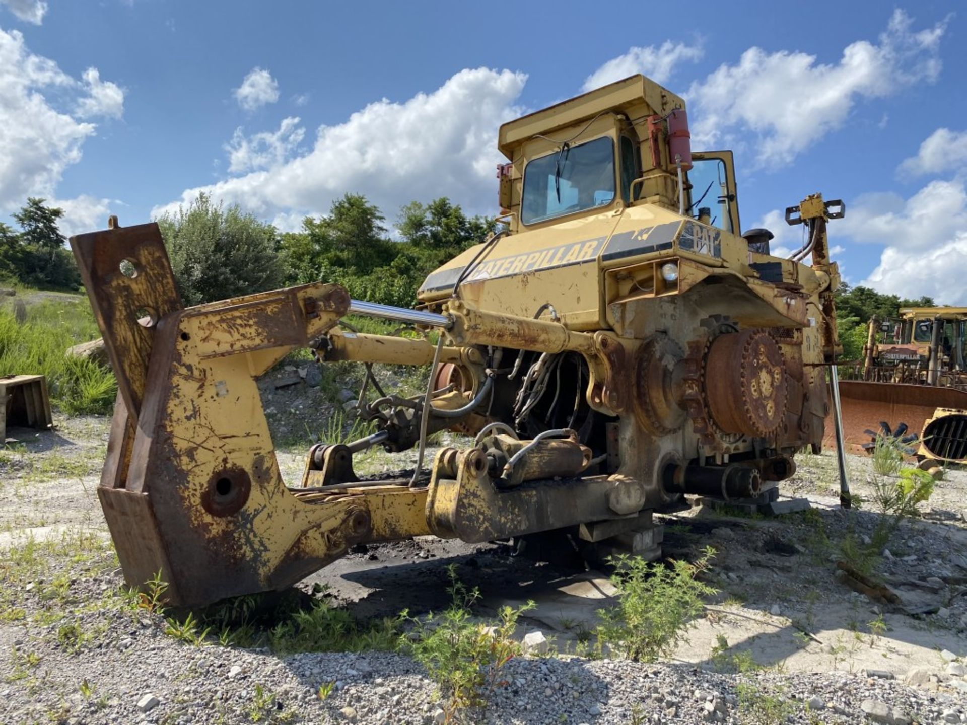 1991 CATERPILLAR D11N DOZER, S/N:74Z00890-75275, HAS REAR RIPPER ATTACHMENT, MISSING PARTS, FOR - Image 6 of 9