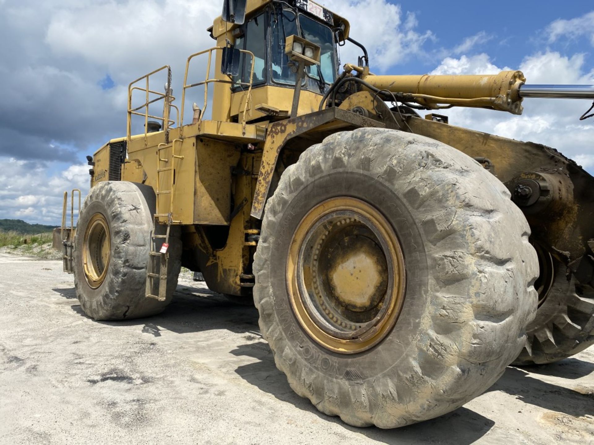 CATERPILLAR 992G WHEEL LOADER, S/N: 7HR00097 CAT3412 DIESEL ENGINE, POWERSHIFT TRANSMISSION, 45/65- - Image 15 of 28