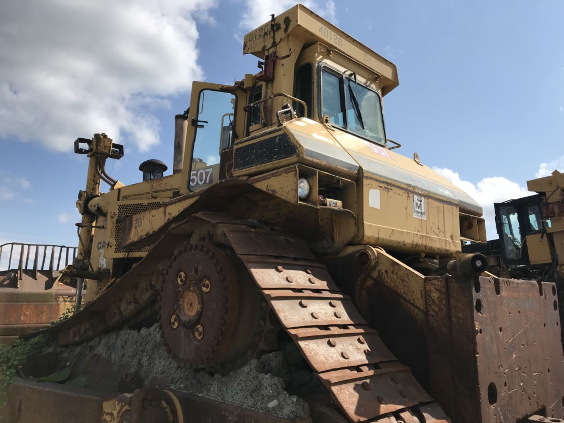 CAT D11N DOZER FOR PARTS, S/N: 74Z00507, 20'6'' WIDE DOZER BLADE, ONE TRACK OFF, 40,559 HOURS, CAT - Image 7 of 10