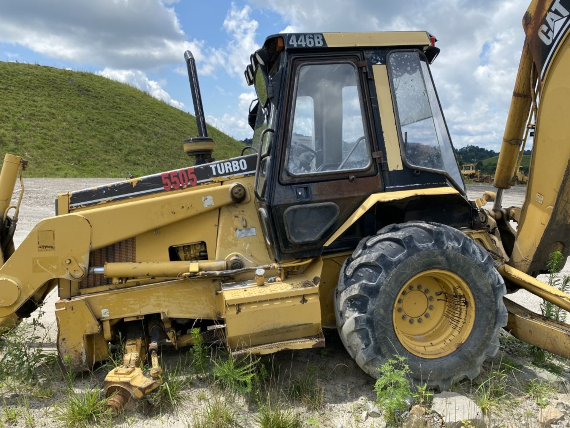 CATERPILLAR 446B 4X4 LOADER BACKHOE, S/N: 5BL02151, 7,242 HOURS SHOWING, CAT TURBO DIESEL ENGINE, - Image 9 of 16