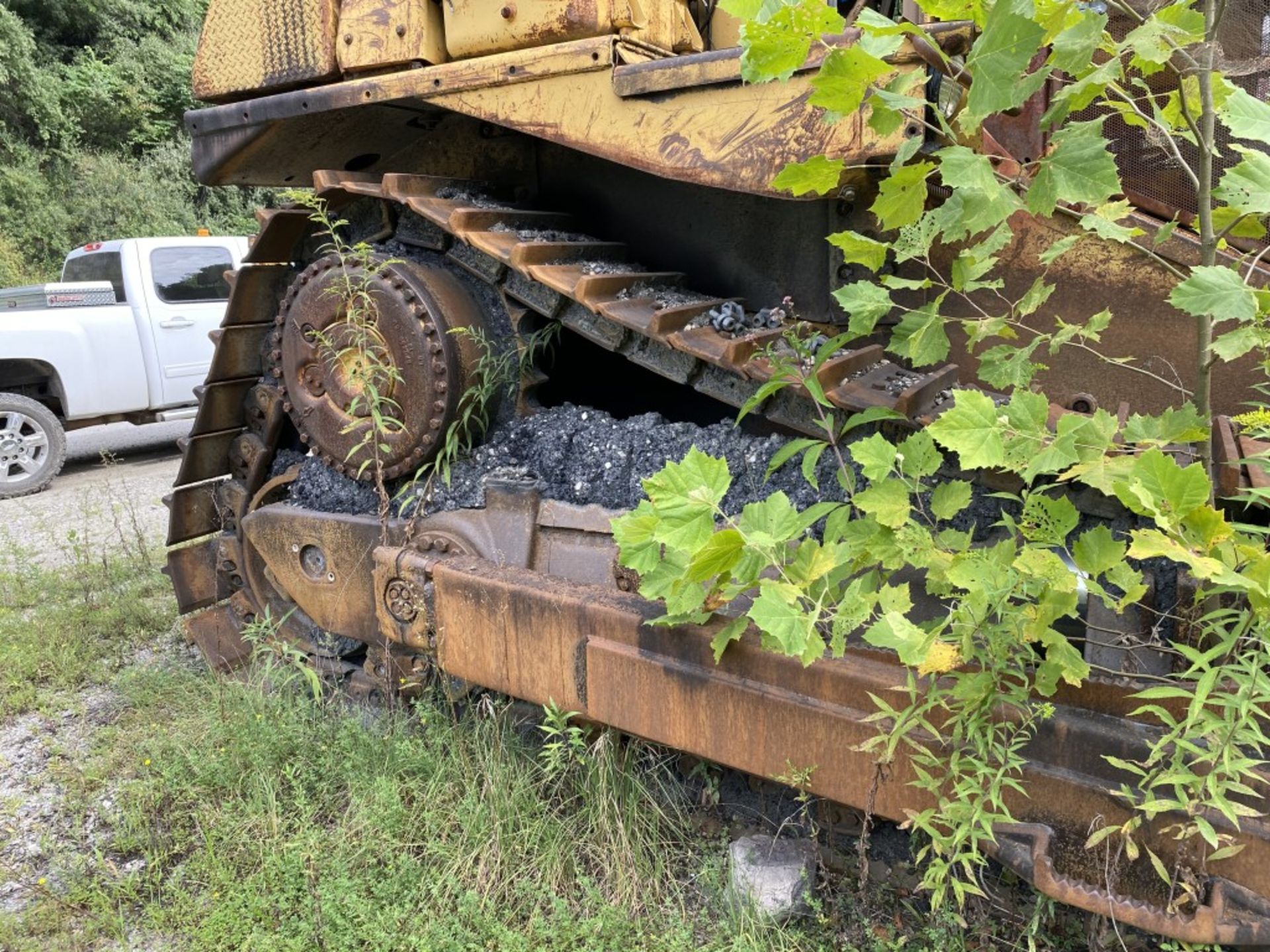 CATERPILLAR D8L CRAWLER DOZER, 24'' TRACKS, PARTS MACHINE, S/N 53Y03705 LOCATION: MILLER CREEK - Image 6 of 13