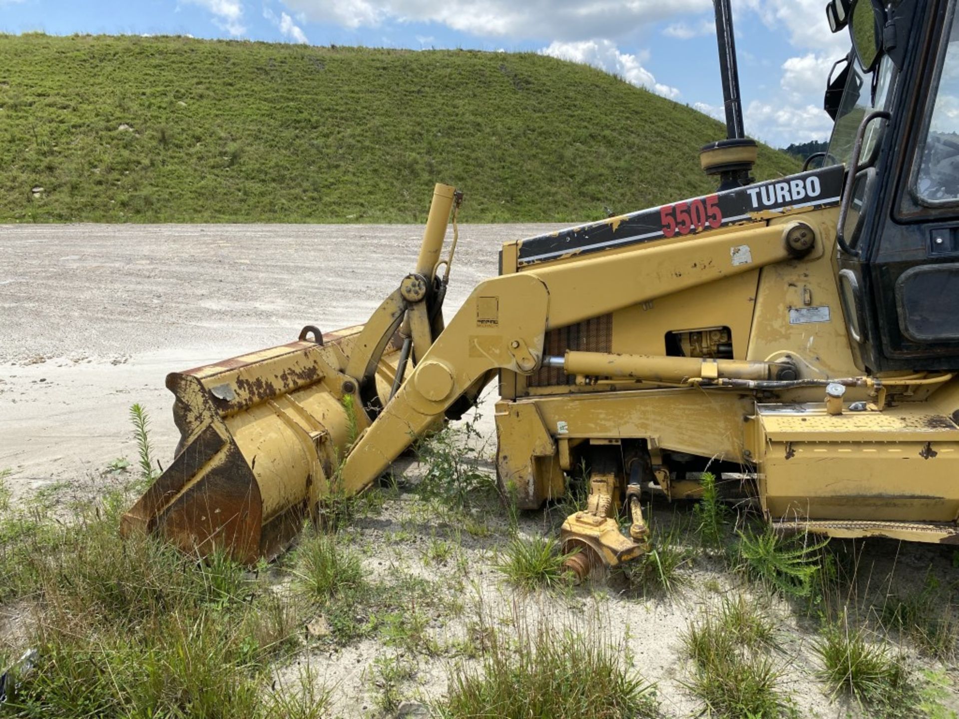 CATERPILLAR 446B 4X4 LOADER BACKHOE, S/N: 5BL02151, 7,242 HOURS SHOWING, CAT TURBO DIESEL ENGINE, - Image 10 of 16