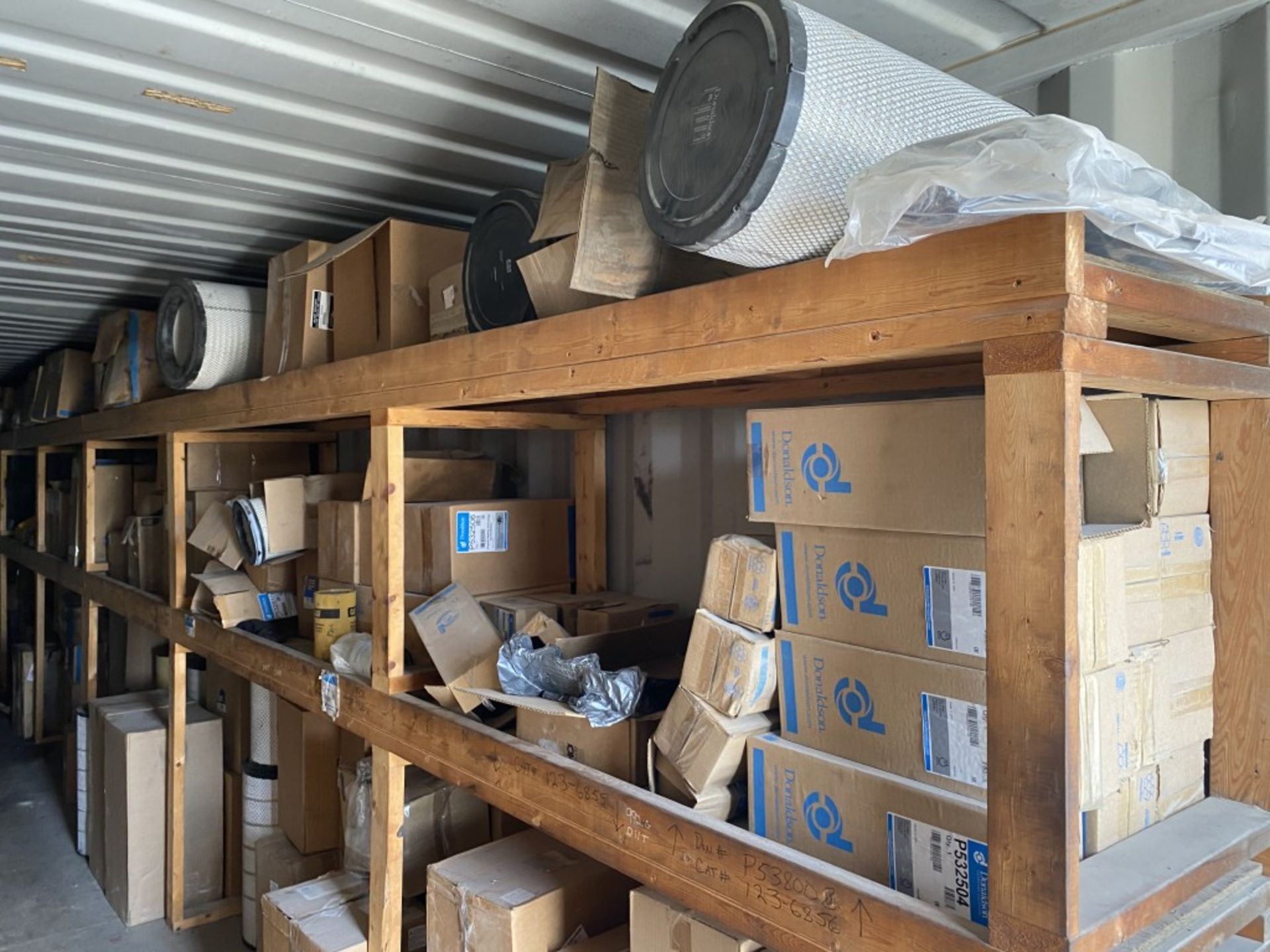 40' STEEL STORAGE CONTAINER FULL OF NEW AIR FILTERS, HAS SHELVING & LIGHT FIXTURE, MUST BE - Image 3 of 21