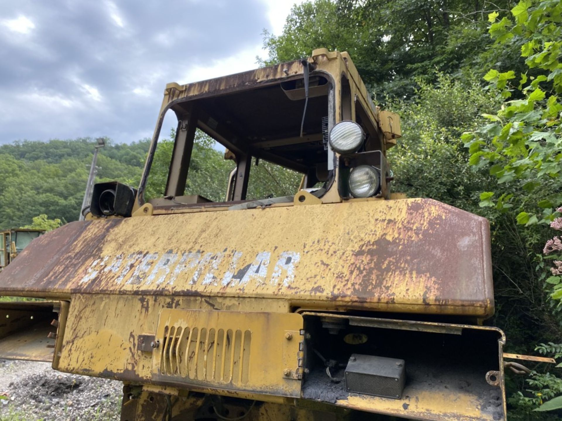 1998 CAT D8N DOZER, PARTS MACHINE, S/N 9TC02413 (UNIT #2413) LOCATION: MILLER CREEK ALDRIGE - Image 5 of 9