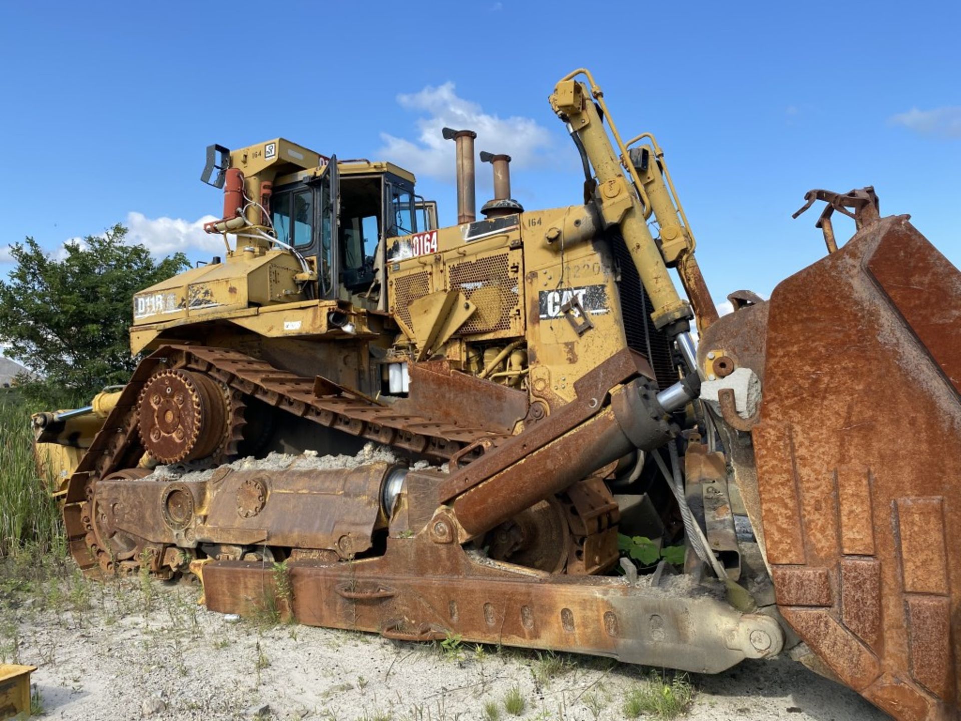 CAT D11R DOZER, S/N: 9XR00164, CAT 3508 ENGINE, APPROX. 21' BLADE, TILT BLADE, REAR RIPPER - Image 2 of 21