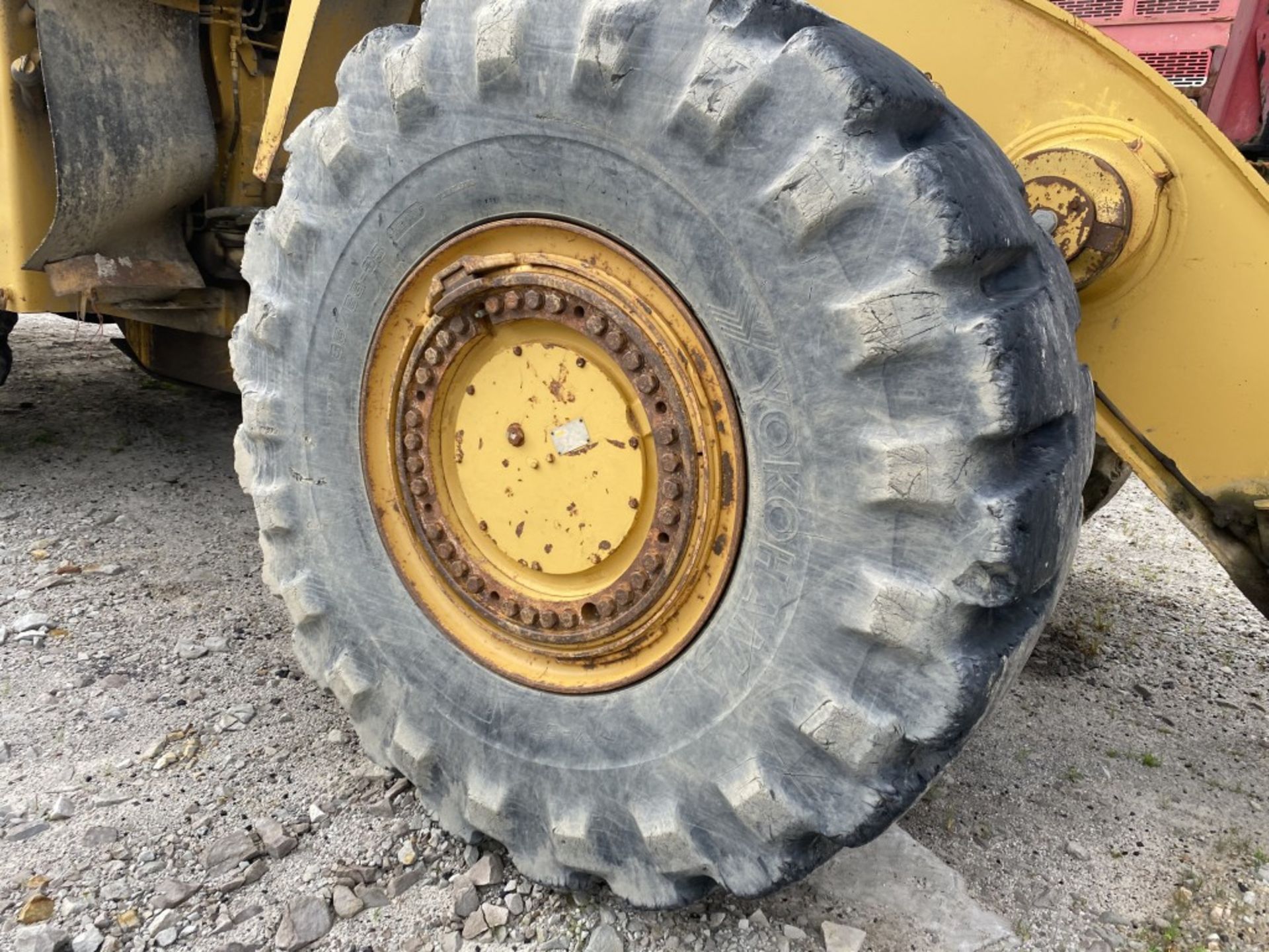 2004 CATERPILLAR 988G ARTICULATED WHEEL LOADER, ENCLOSED CAB, S/N: ABNH01383, 246,485 HOURS, 8- - Image 18 of 29