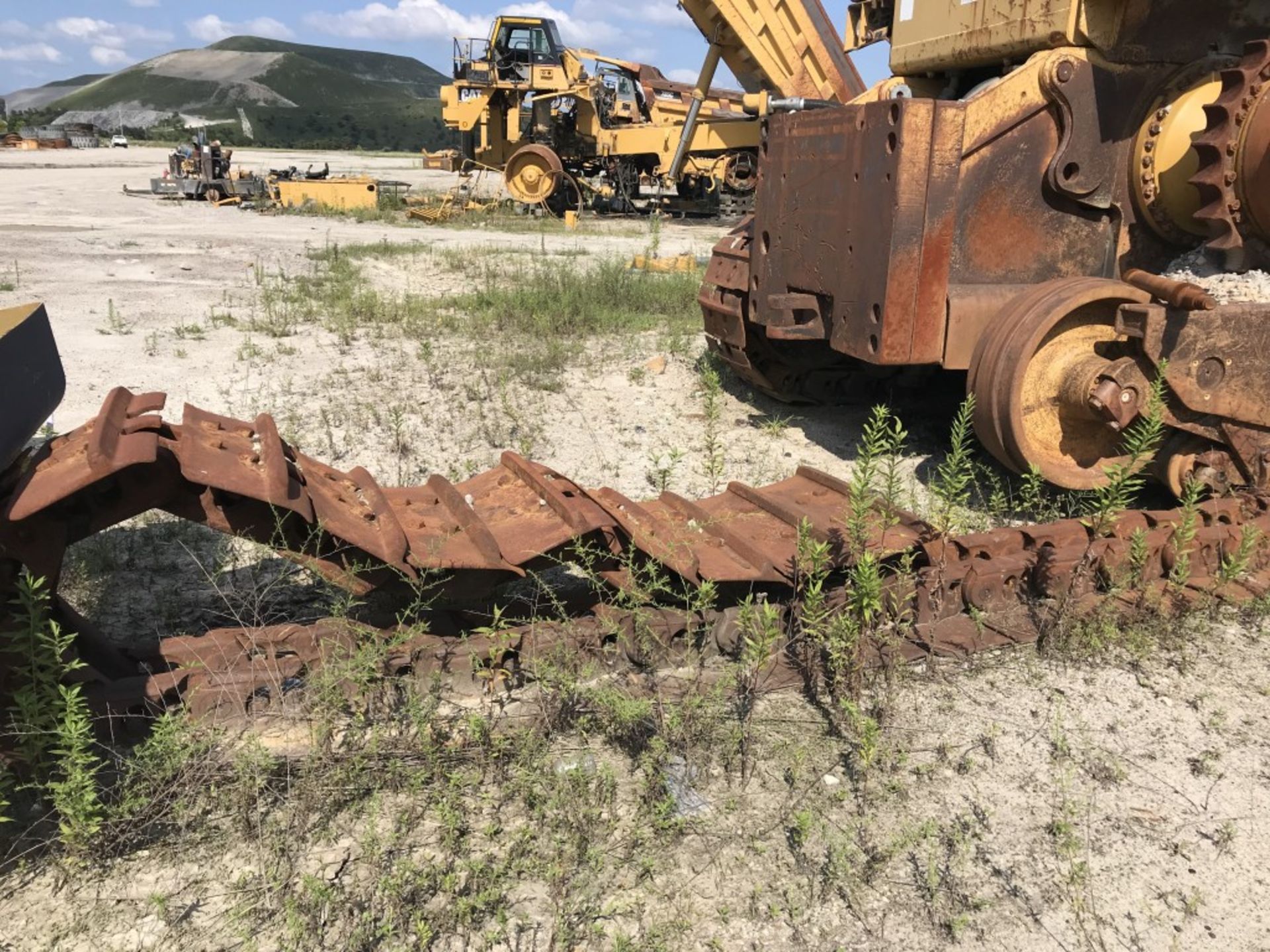 CAT D11N DOZER FOR PARTS, S/N: 74Z00507, 20'6'' WIDE DOZER BLADE, ONE TRACK OFF, 40,559 HOURS, CAT - Image 4 of 10