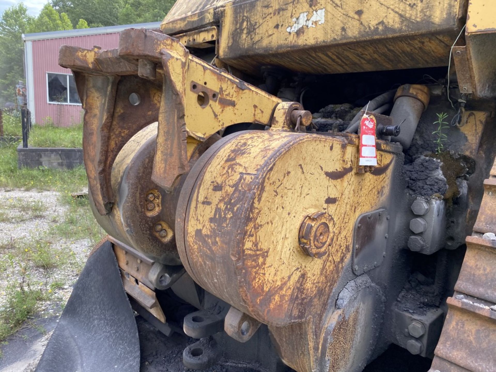 CATERPILLAR D8L CRAWLER DOZER, 24'' TRACKS, PARTS MACHINE, S/N 53Y03705 LOCATION: MILLER CREEK - Image 9 of 13