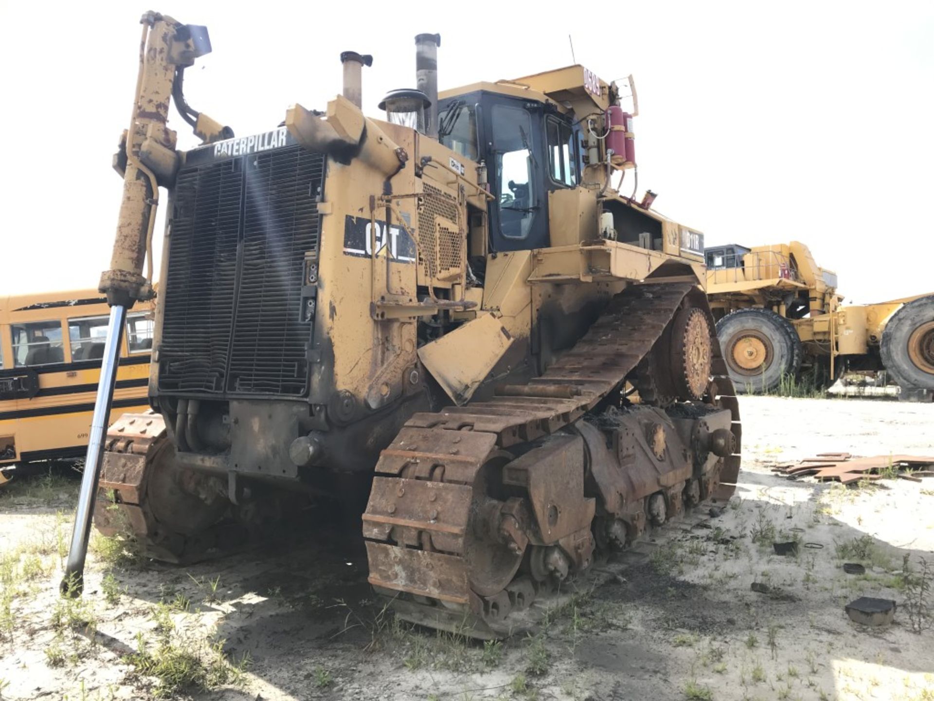 CAT D11R DOZER FOR PARTS, S/N: 7PZ00689, CAT 3508B TURBO DIESEL ENGINE, COMES W/ 20'8'' WIDE BLADE - Image 2 of 19