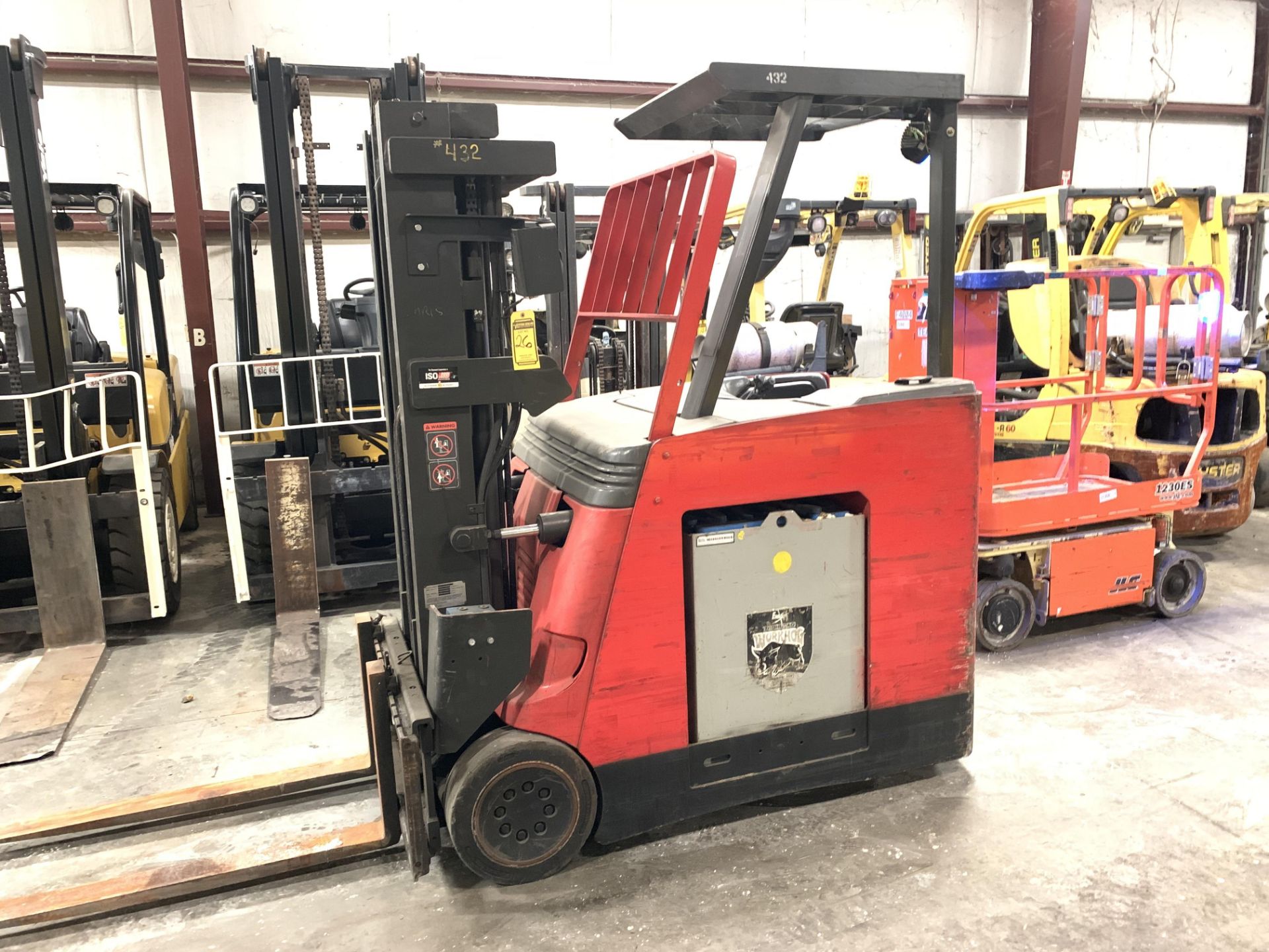 2004 RAYMOND 5,000-LB. CALACITY STANDUP FORKLIFT, MODEL: R50-C50TT, S/N: R50-04-07732, 36V, 251''