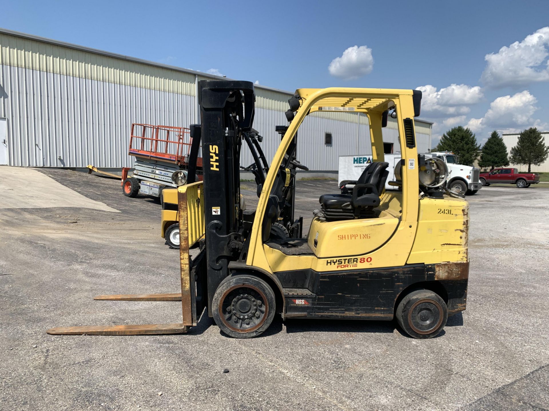 2013 HYSTER 8,000-LB. CAPACITY FORKLIFT, MODEL: S80FT, S/N H004V02243L, LPG, 3-STAGE MAST, 185''