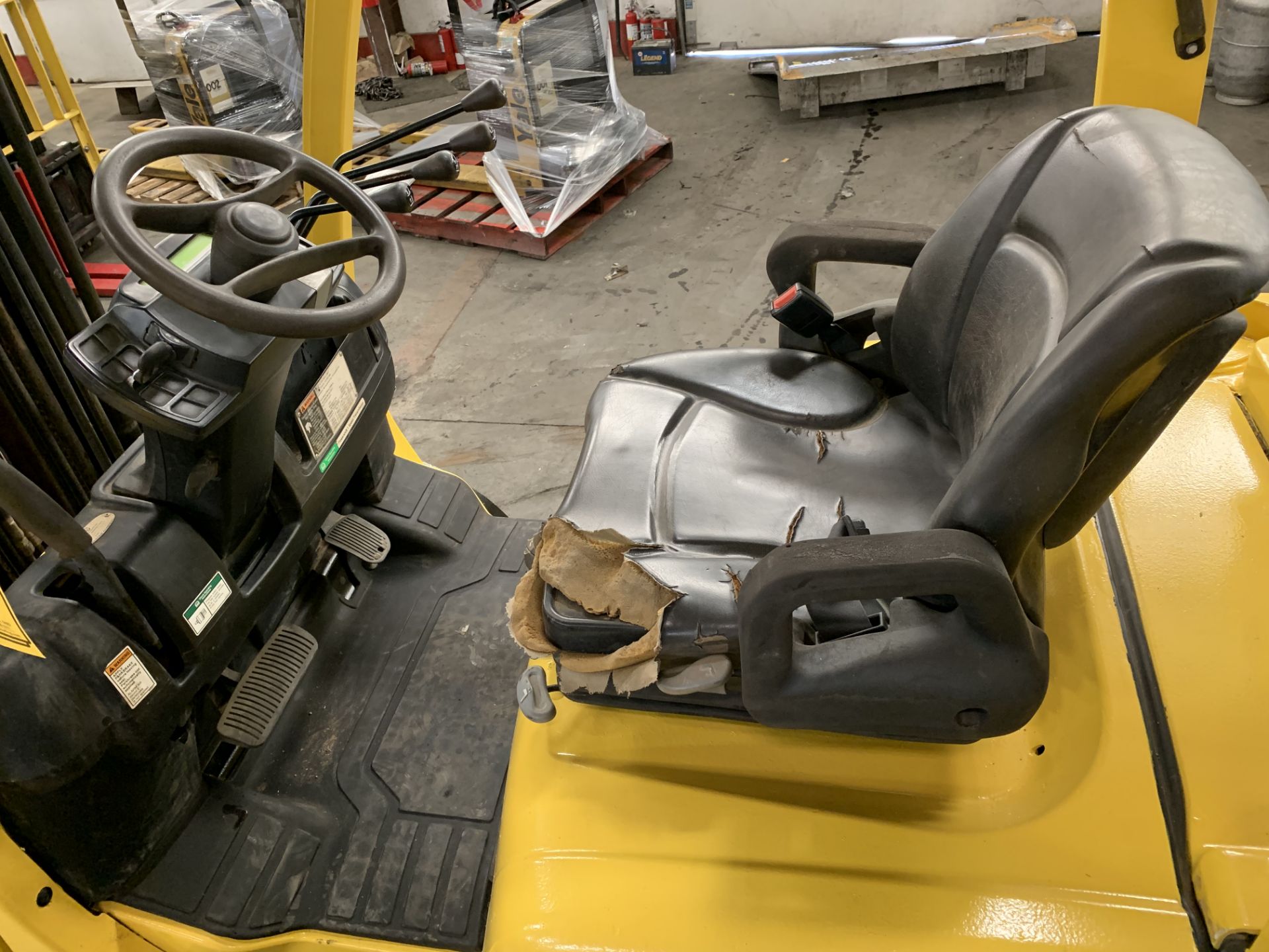 2015 HYSTER 6,000-LB., MODEL: H60FT, S/N: P177V01744N, LPG, LEVER SHIFT TRANSMISSION, BRAND NEW - Image 5 of 6