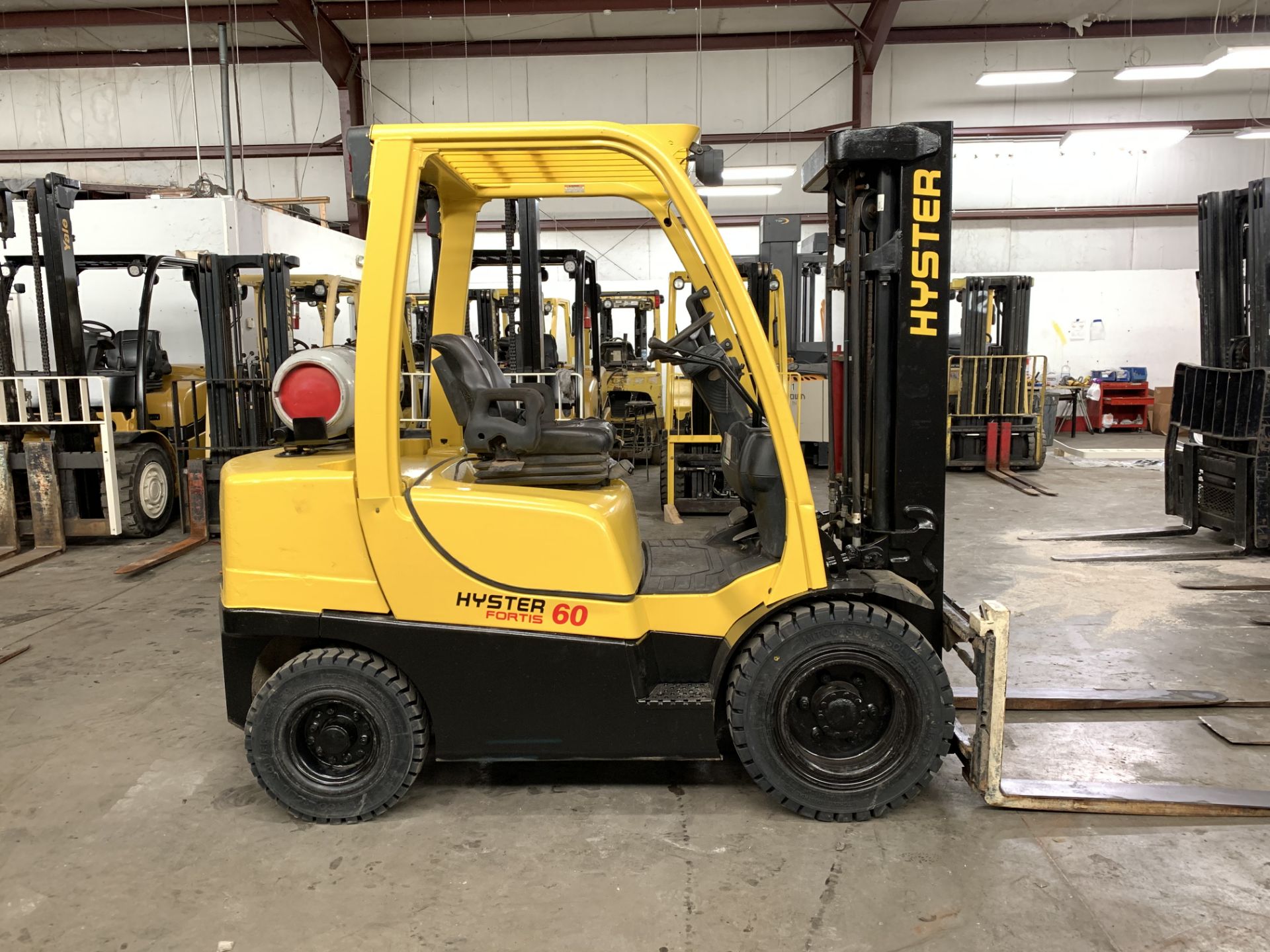 2015 HYSTER 6,000-LB., MODEL: H60FT, S/N: P177V01744N, LPG, LEVER SHIFT TRANSMISSION, BRAND NEW - Image 3 of 6