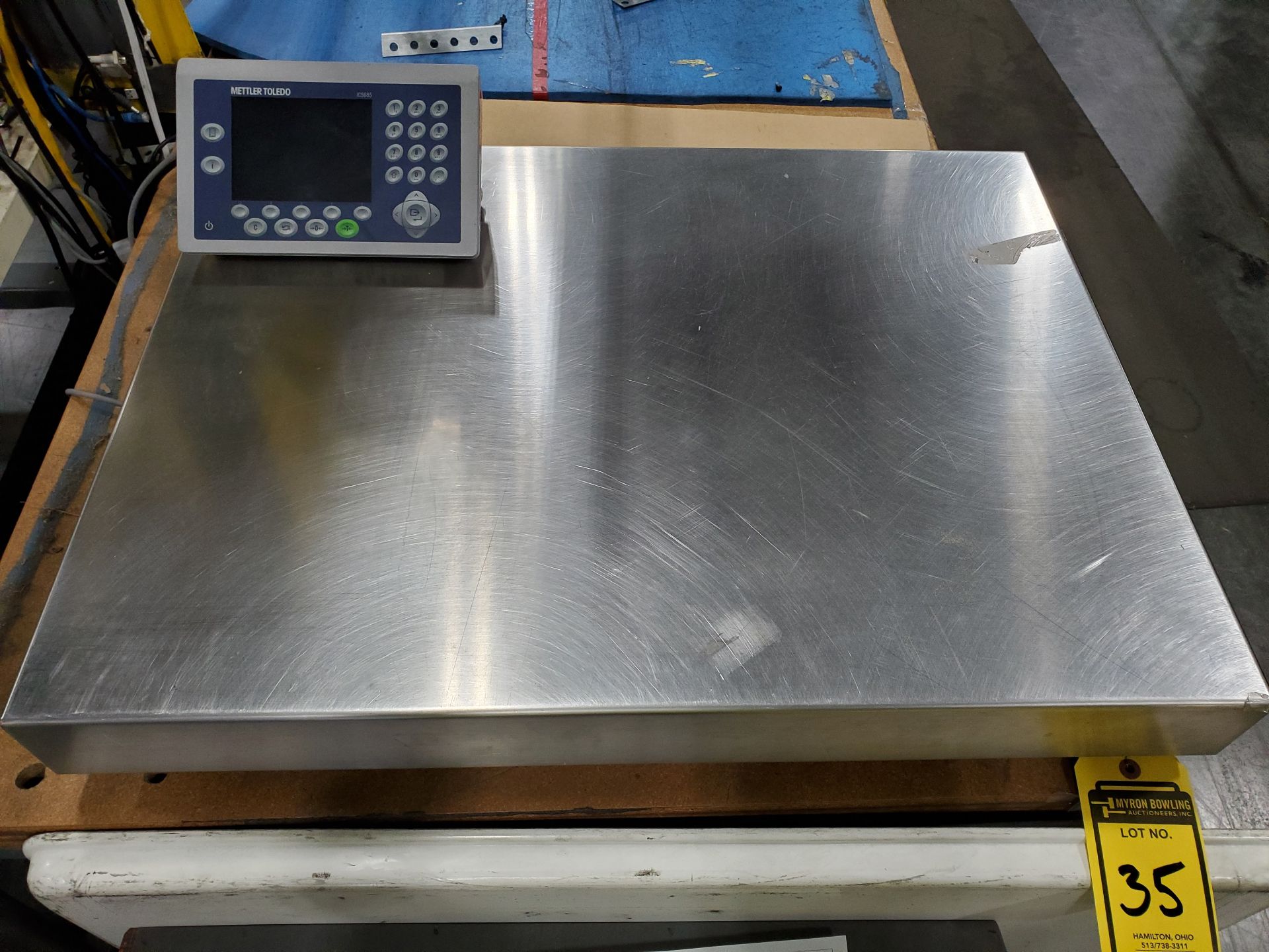 31 1/2'' X 23 3/4'' METLER-TOLEDO DIGITAL PLATFORM BENCH SCALE, MODEL PB655-CC60, 120 LB.