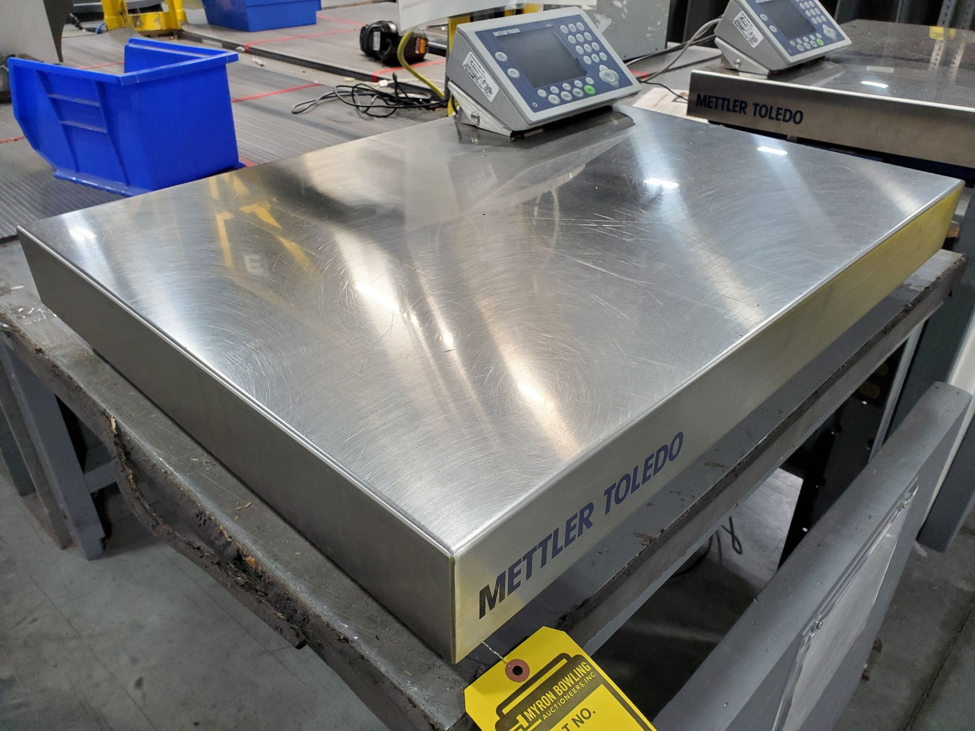 31 1/2'' X 23 3/4'' METLER-TOLEDO DIGITAL PLATFORM BENCH SCALE, MODEL PB655-CC60, 120 LB. - Image 3 of 7