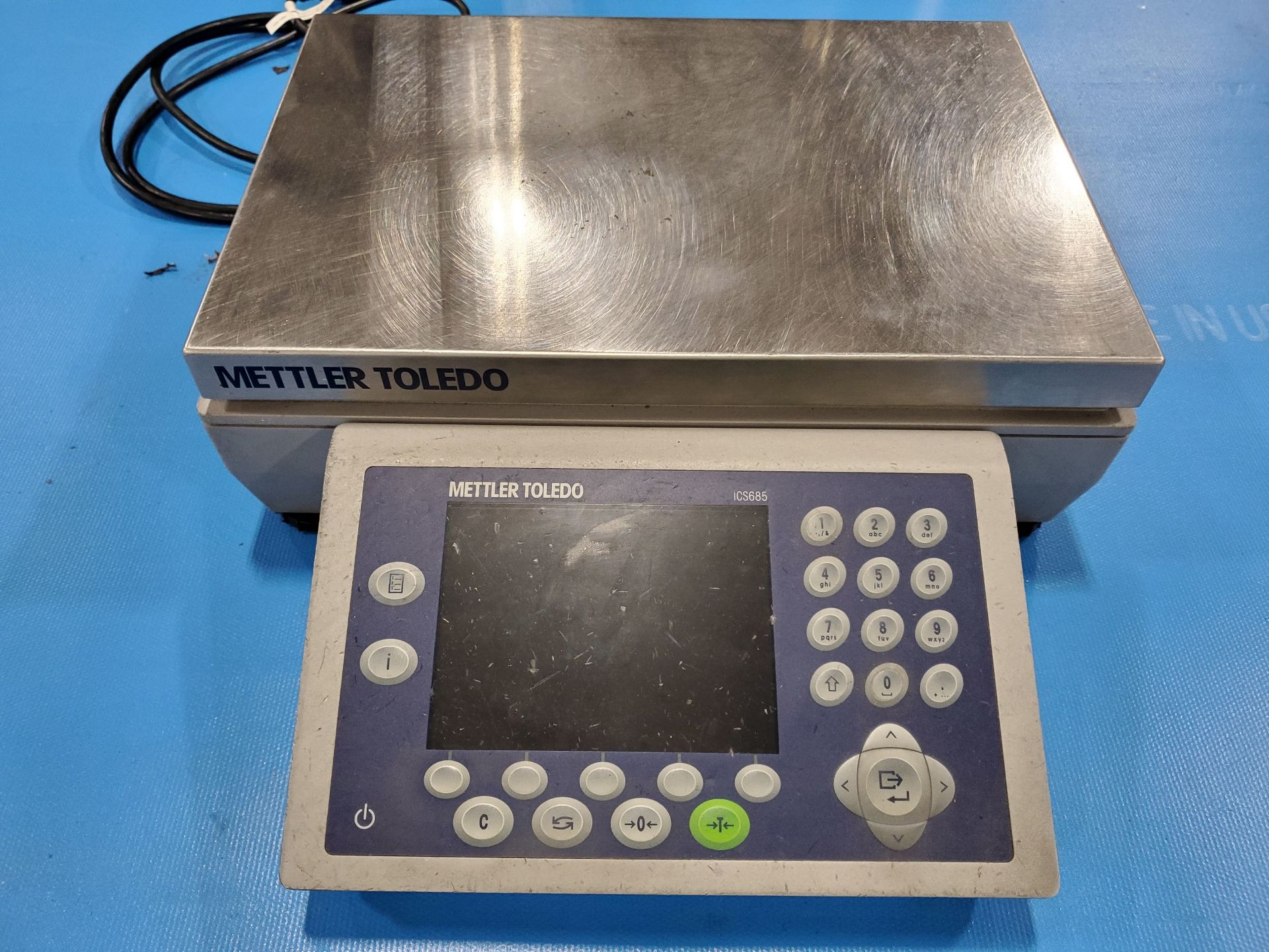 13 3/4'' X 9 1/2'' METLER-TOLEDO DIGITAL PLATFORM BENCH SCALE, ICS685 TOUCH BUTTON DRO CONTROL,