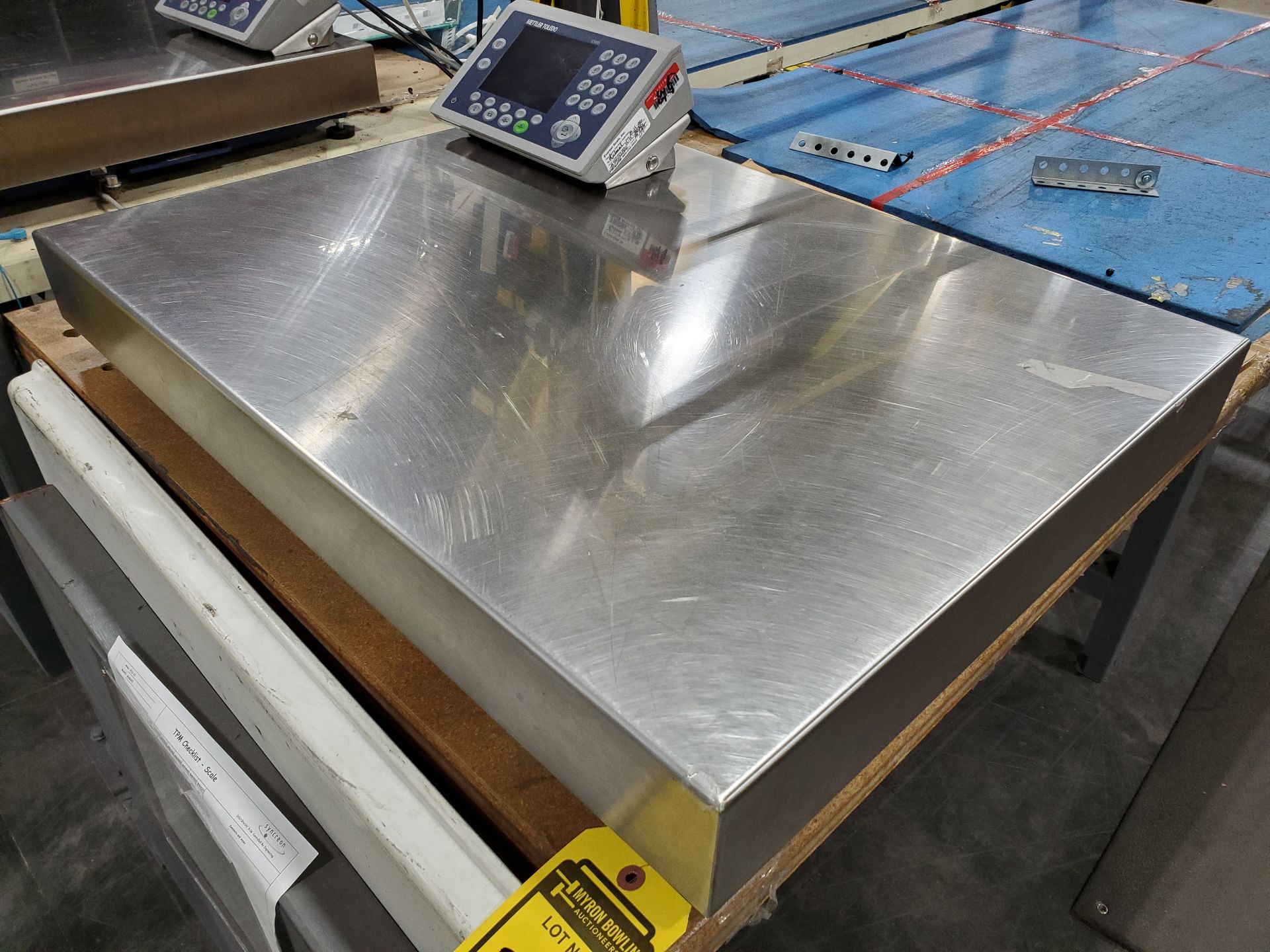 31 1/2'' X 23 3/4'' METLER-TOLEDO DIGITAL PLATFORM BENCH SCALE, MODEL PB655-CC60, 120 LB. - Image 3 of 7