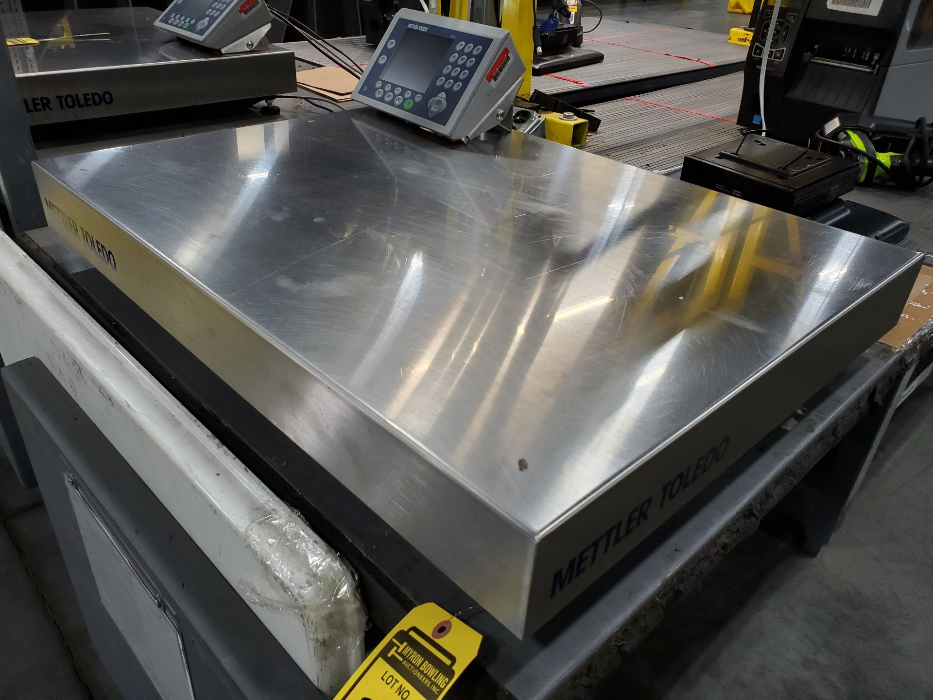 31 1/2'' X 23 3/4'' METLER-TOLEDO DIGITAL PLATFORM BENCH SCALE, MODEL PB655-CC60, 120 LB. - Image 3 of 7