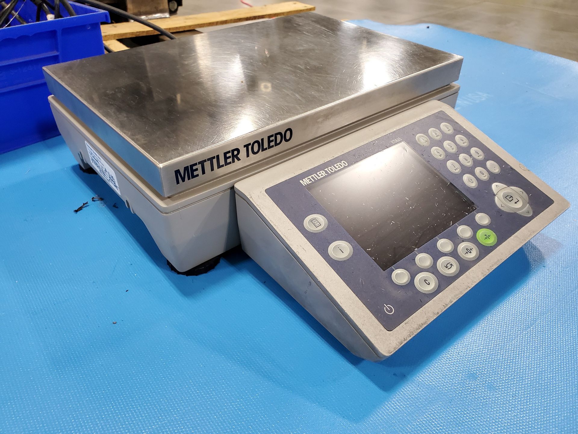 13 3/4'' X 9 1/2'' METLER-TOLEDO DIGITAL PLATFORM BENCH SCALE, ICS685 TOUCH BUTTON DRO CONTROL, - Image 2 of 6