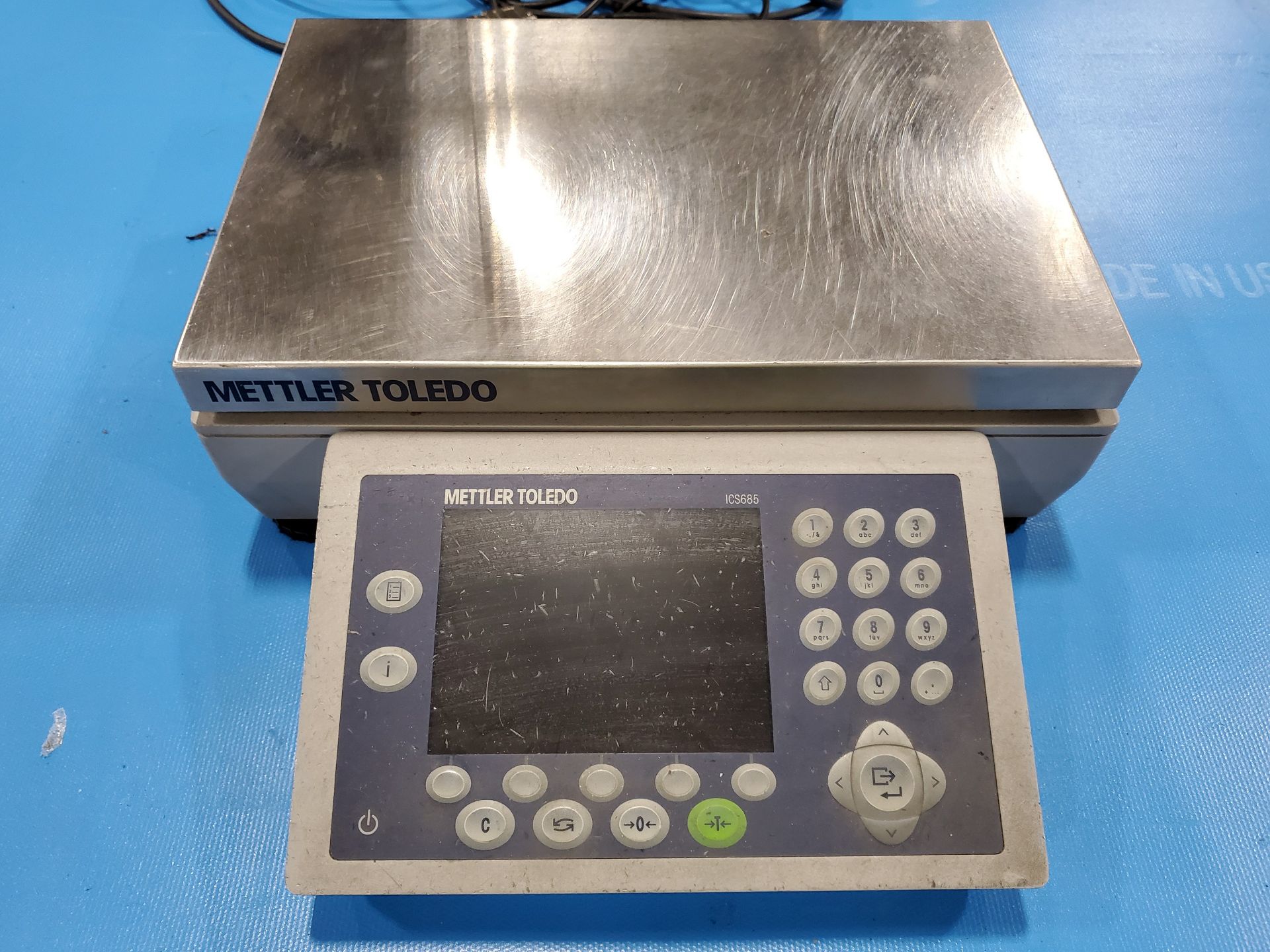 13 3/4'' X 9 1/2'' METLER-TOLEDO DIGITAL PLATFORM BENCH SCALE, ICS685 TOUCH BUTTON DRO CONTROL,