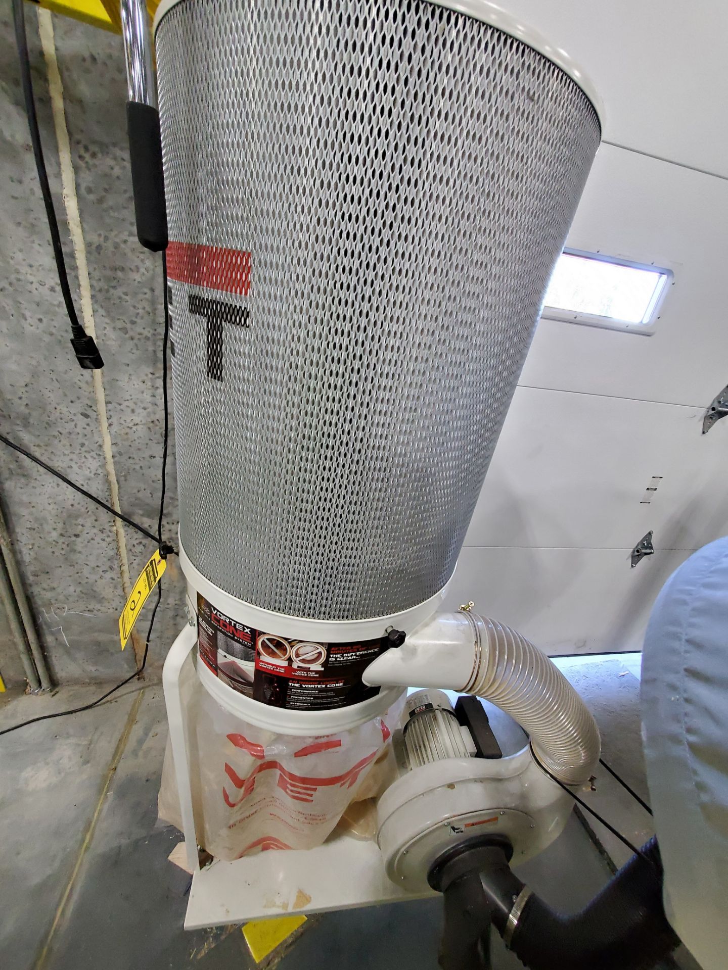 JET VORTEX CONE PORTABLE DUST COLLECTOR, MODEL DC-1100VX, 1.5 HP, 115/230V, S/N 19041342, BOTTOM - Image 4 of 9