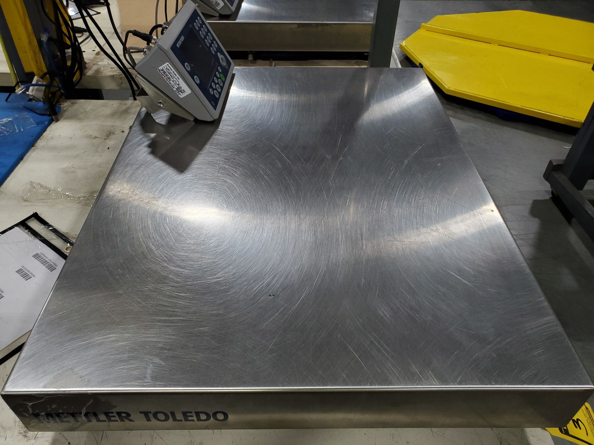 31 1/2'' X 23 3/4'' METLER-TOLEDO DIGITAL PLATFORM BENCH SCALE, MODEL PB655-CC60, 120 LB. - Image 4 of 7