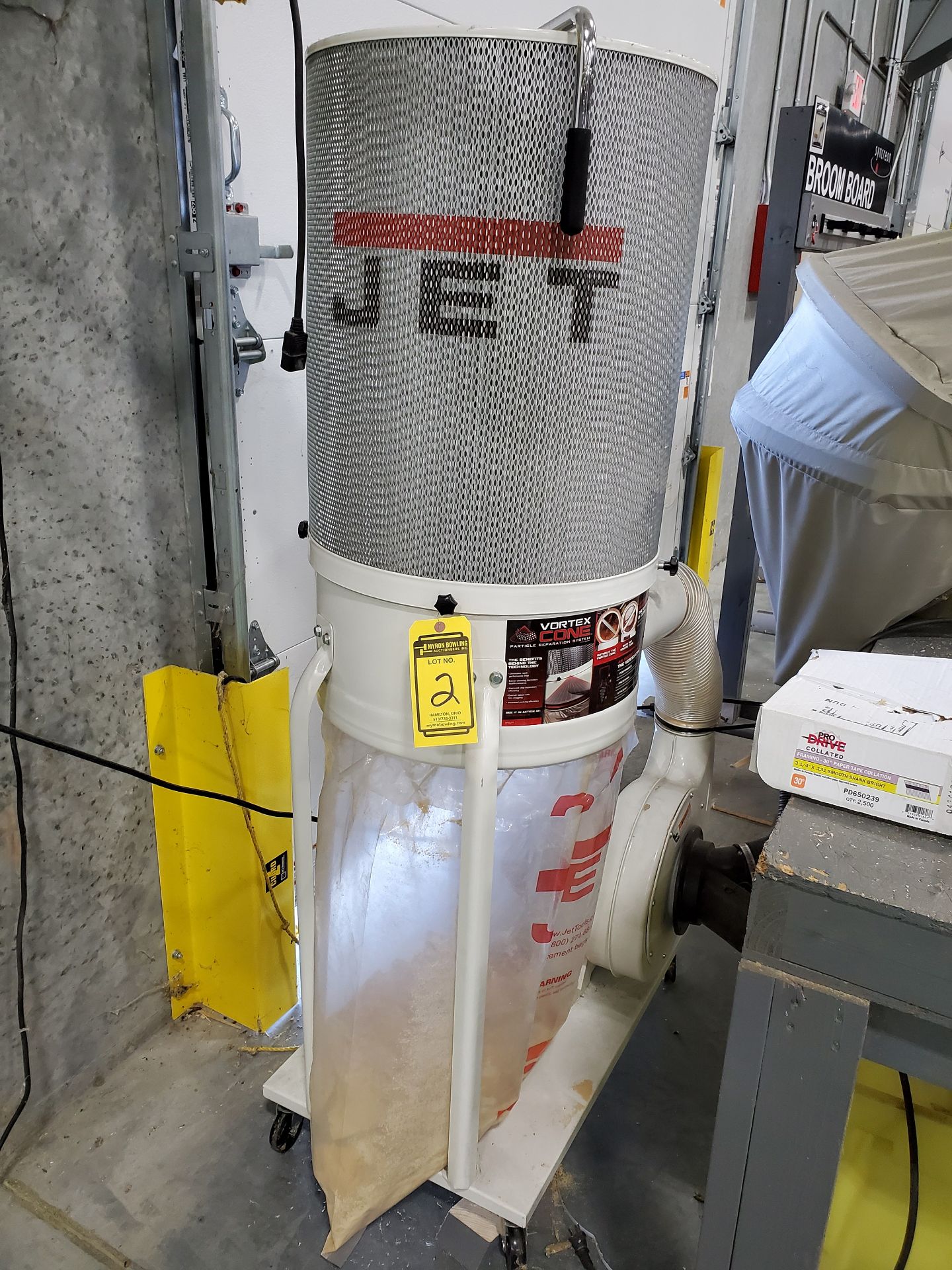 JET VORTEX CONE PORTABLE DUST COLLECTOR, MODEL DC-1100VX, 1.5 HP, 115/230V, S/N 19041342, BOTTOM - Image 2 of 9