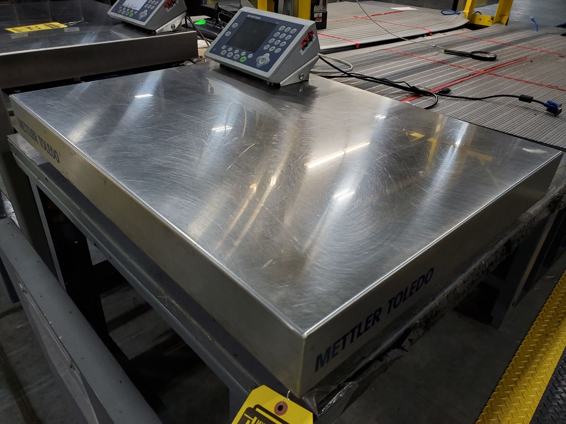 31 1/2'' X 23 3/4'' METLER-TOLEDO DIGITAL PLATFORM BENCH SCALE, MODEL PB655-CC60, 120 LB. - Image 3 of 6