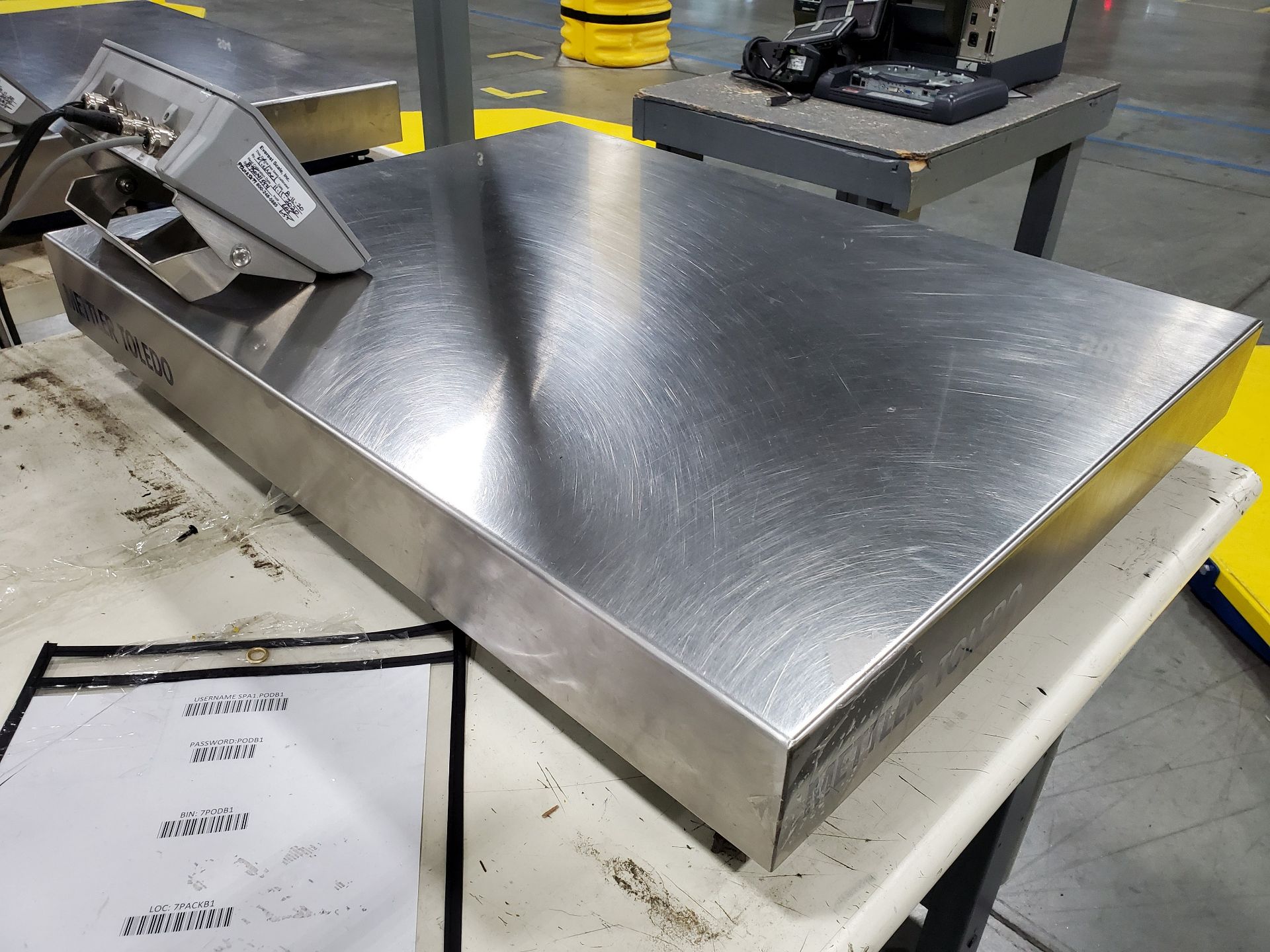 31 1/2'' X 23 3/4'' METLER-TOLEDO DIGITAL PLATFORM BENCH SCALE, MODEL PB655-CC60, 120 LB. - Image 5 of 7