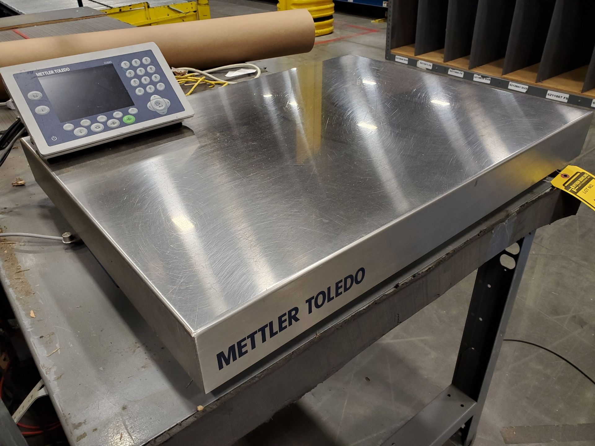 31 ½’‘ X 23 ¾’‘ METLER-TOLEDO DIGITAL PLATFORM BENCH SCALE, MODEL PB655-CC60, 120 LB. CAPACITY, - Image 3 of 7