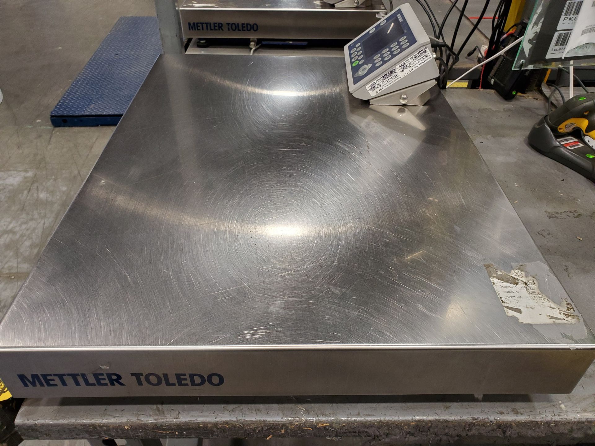 31 ½’‘ X 23 ¾’‘ METLER-TOLEDO DIGITAL PLATFORM BENCH SCALE, MODEL PB655-CC60, 120 LB. CAPACITY, - Image 5 of 8