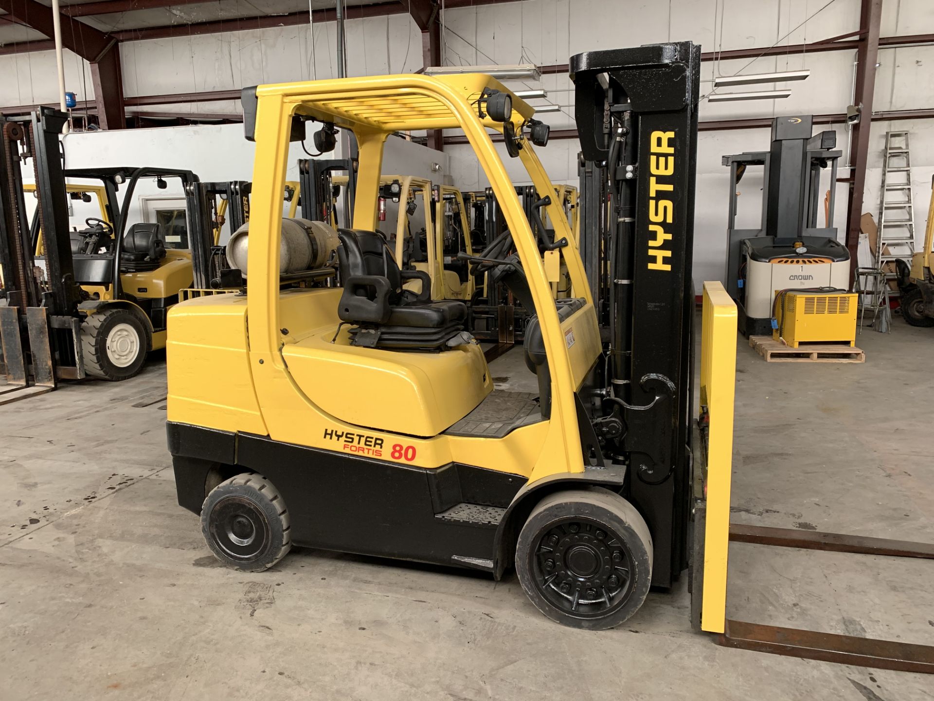 2013 HYSTER 8,000-LB. CAPACITY FORKLIFT,  MODEL: S80FT, S/N H004V02244L, LPG, 3-STAGE MAST, 185’‘