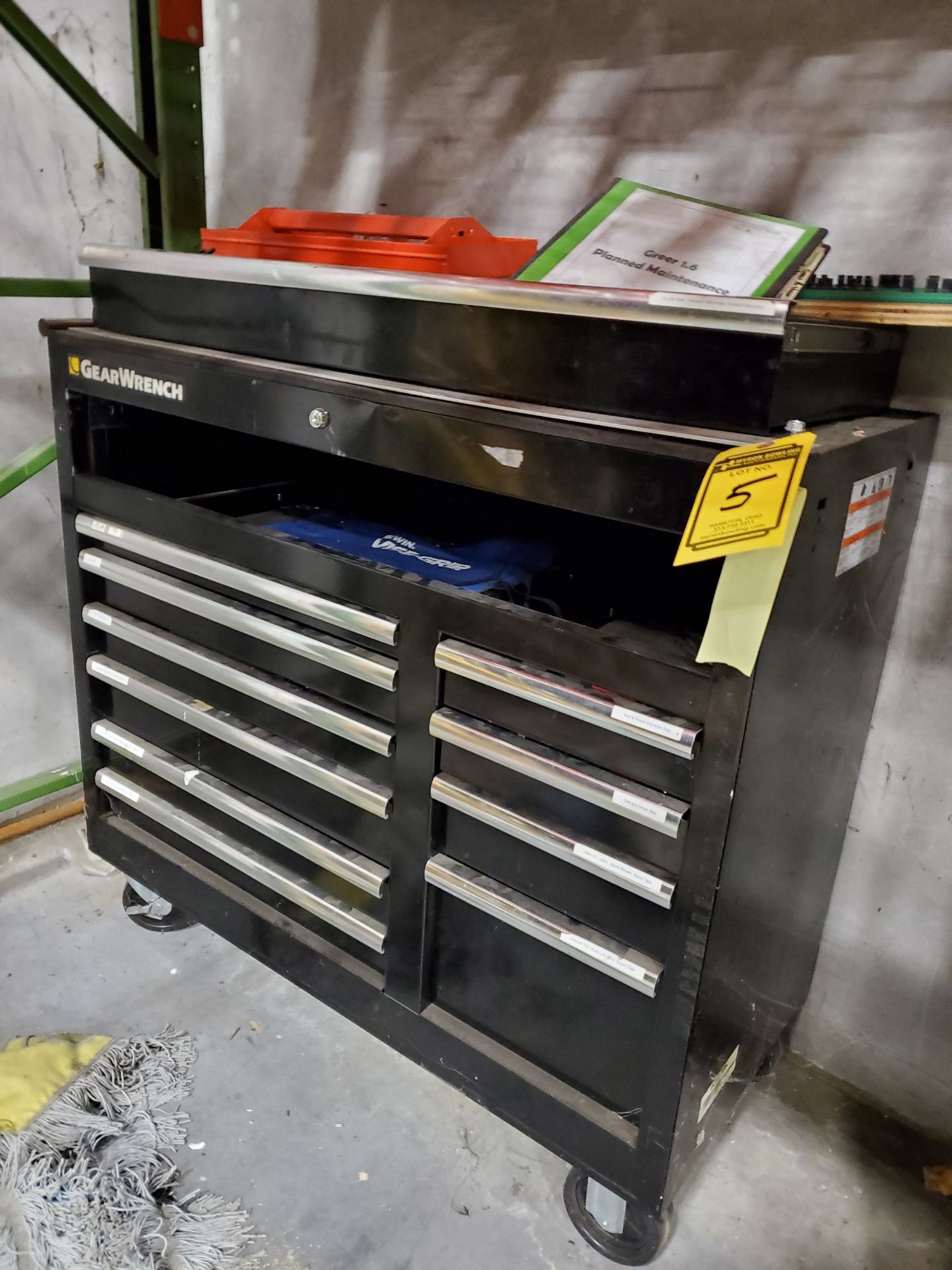 GEARWRENCH 11-DRAWER ROLLING TOOL CABINET - Image 2 of 6