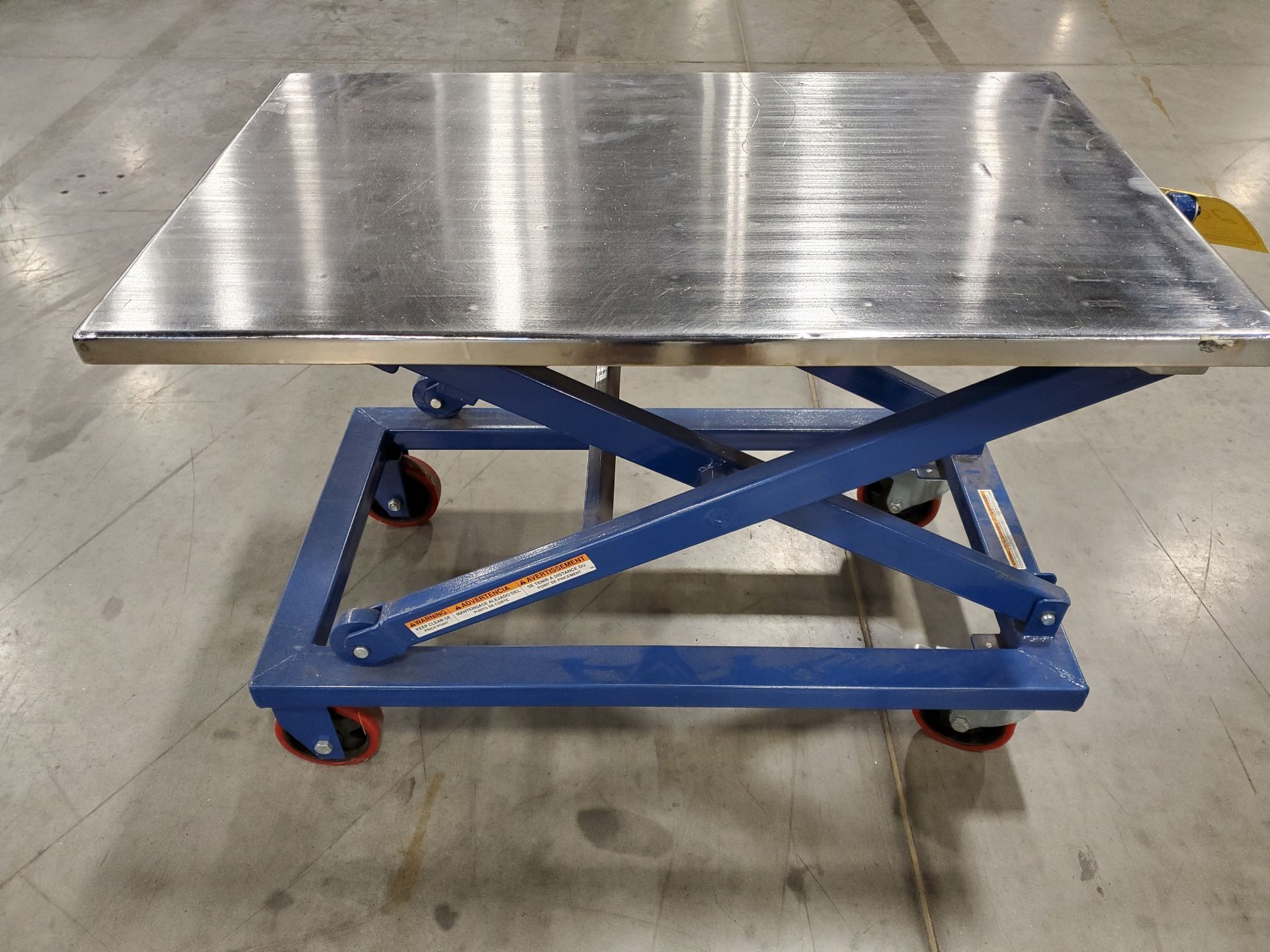 VESTIL CART-660-M STEEL MECHANICAL SCISSOR CART, 660 LBS CAPACITY, 37’‘ LENGTH X 23-1/2’‘ WIDTH