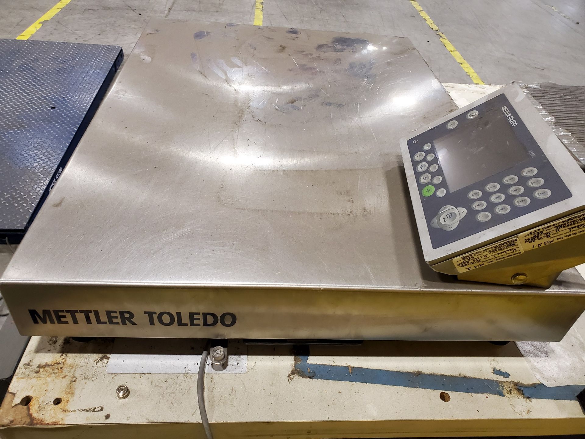 31 ½’‘ X 23 ¾’‘ METLER-TOLEDO DIGITAL PLATFORM BENCH SCALE, MODEL PB655-CC60, 120 LB. CAPACITY, - Image 5 of 9