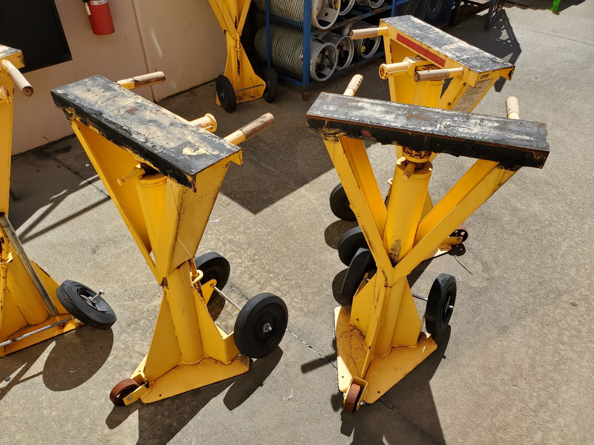 (8) ULINE TRAILER STABILIZING JACK STANDS, 100,000 LB STATIC CAPACITY, 50,000 LB LIFTING CAPACITY - Image 5 of 5