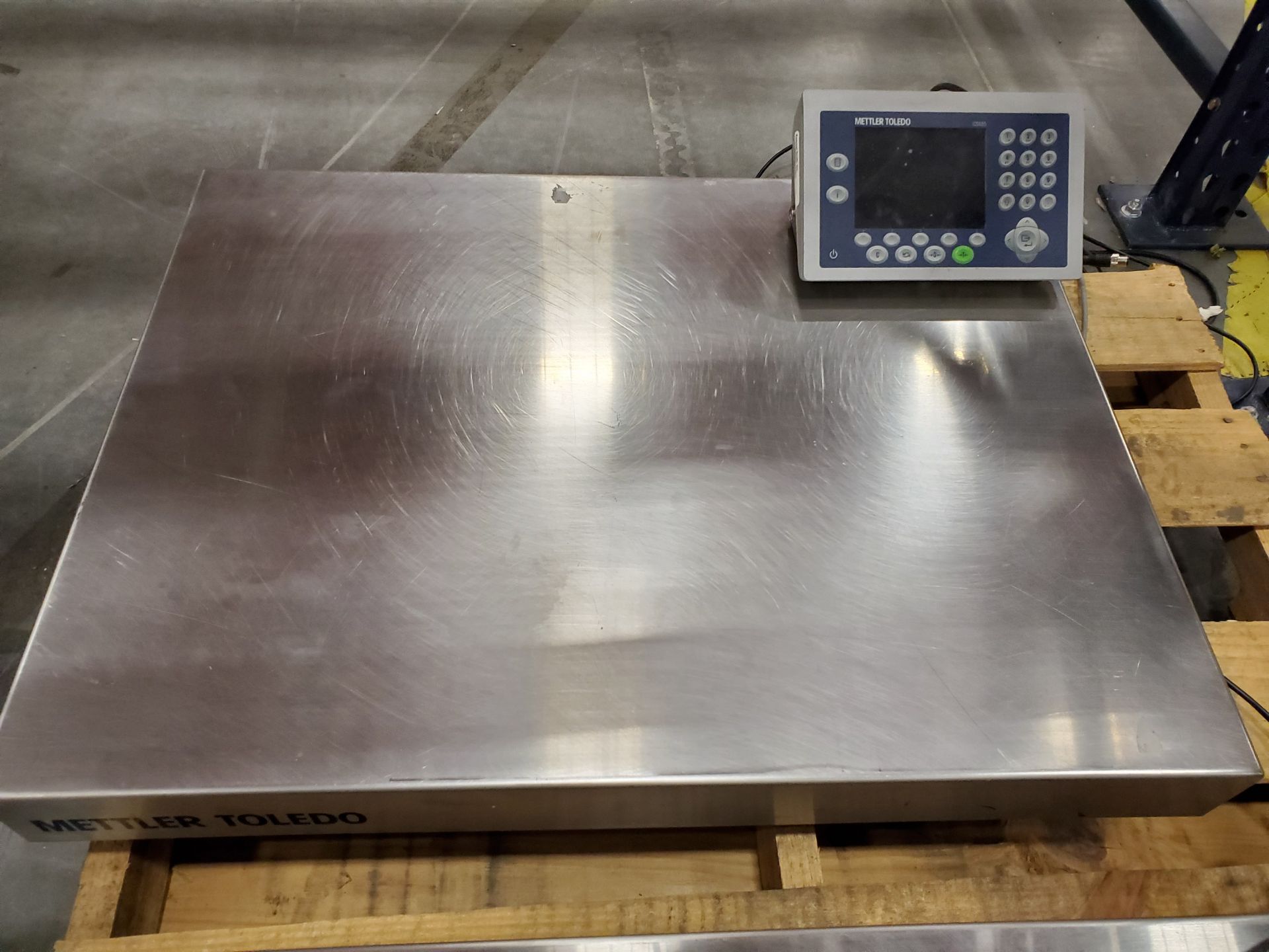 31 ½’‘ X 23 ¾’‘ METLER-TOLEDO DIGITAL PLATFORM BENCH SCALE, MODEL PB655-CC60, 120 LB. CAPACITY,