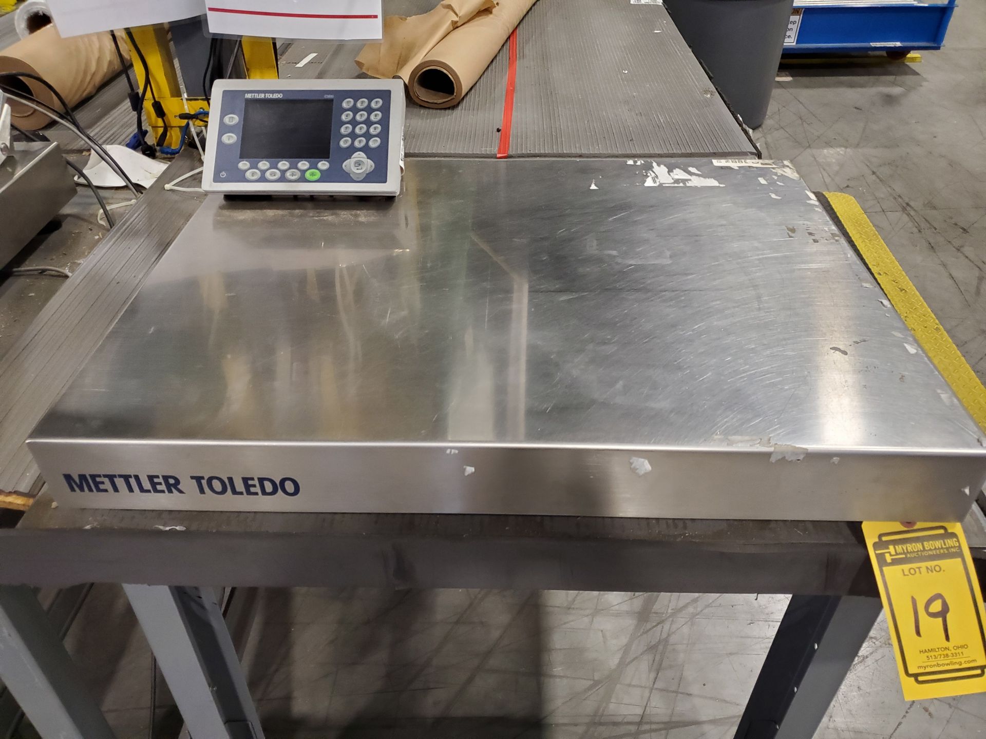 31 ½’‘ X 23 ¾’‘ METLER-TOLEDO DIGITAL PLATFORM BENCH SCALE, MODEL PB655-CC60, 120 LB. CAPACITY, - Image 2 of 9