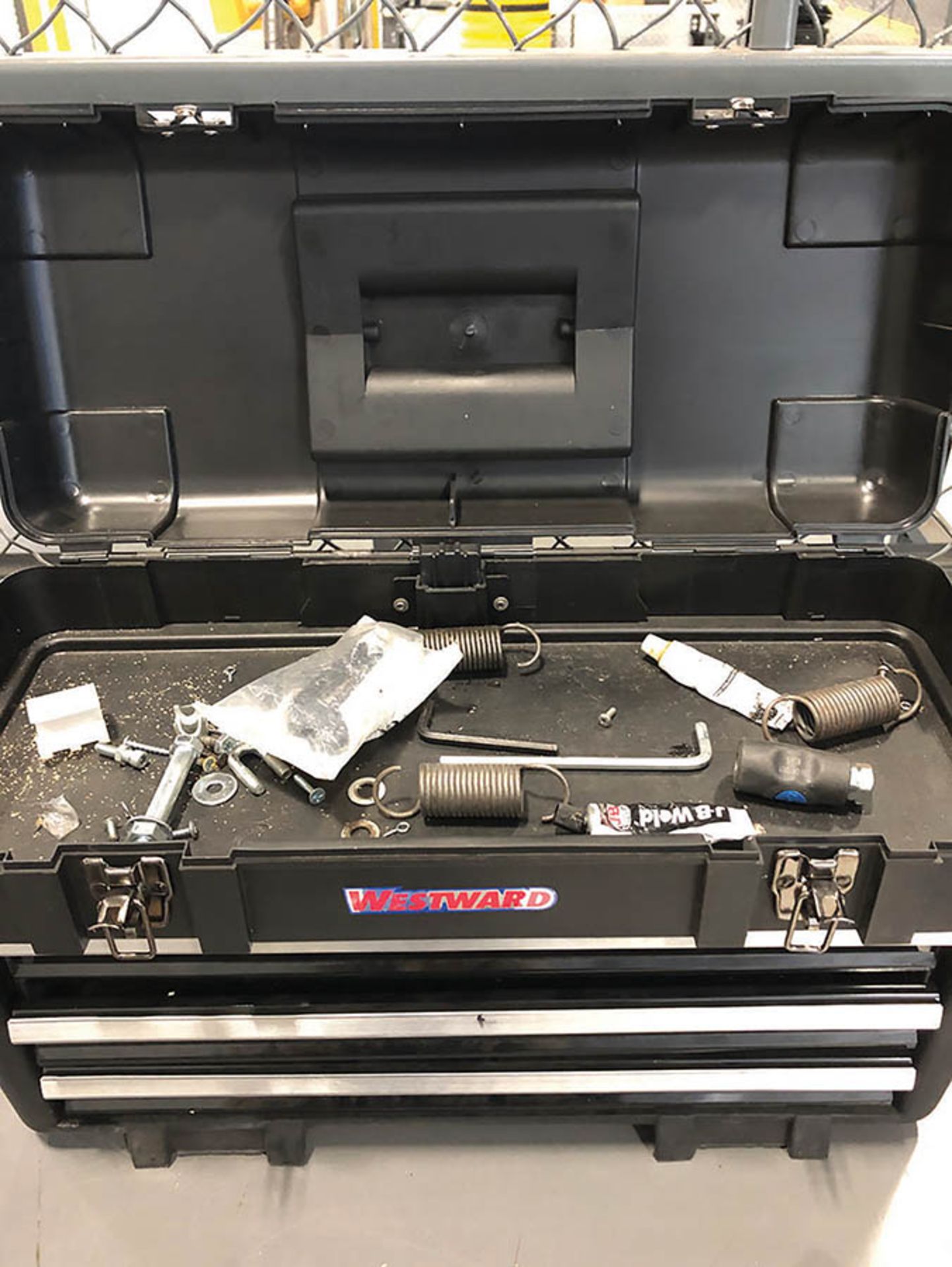 WESTWARD TOOL BOX - Image 2 of 2