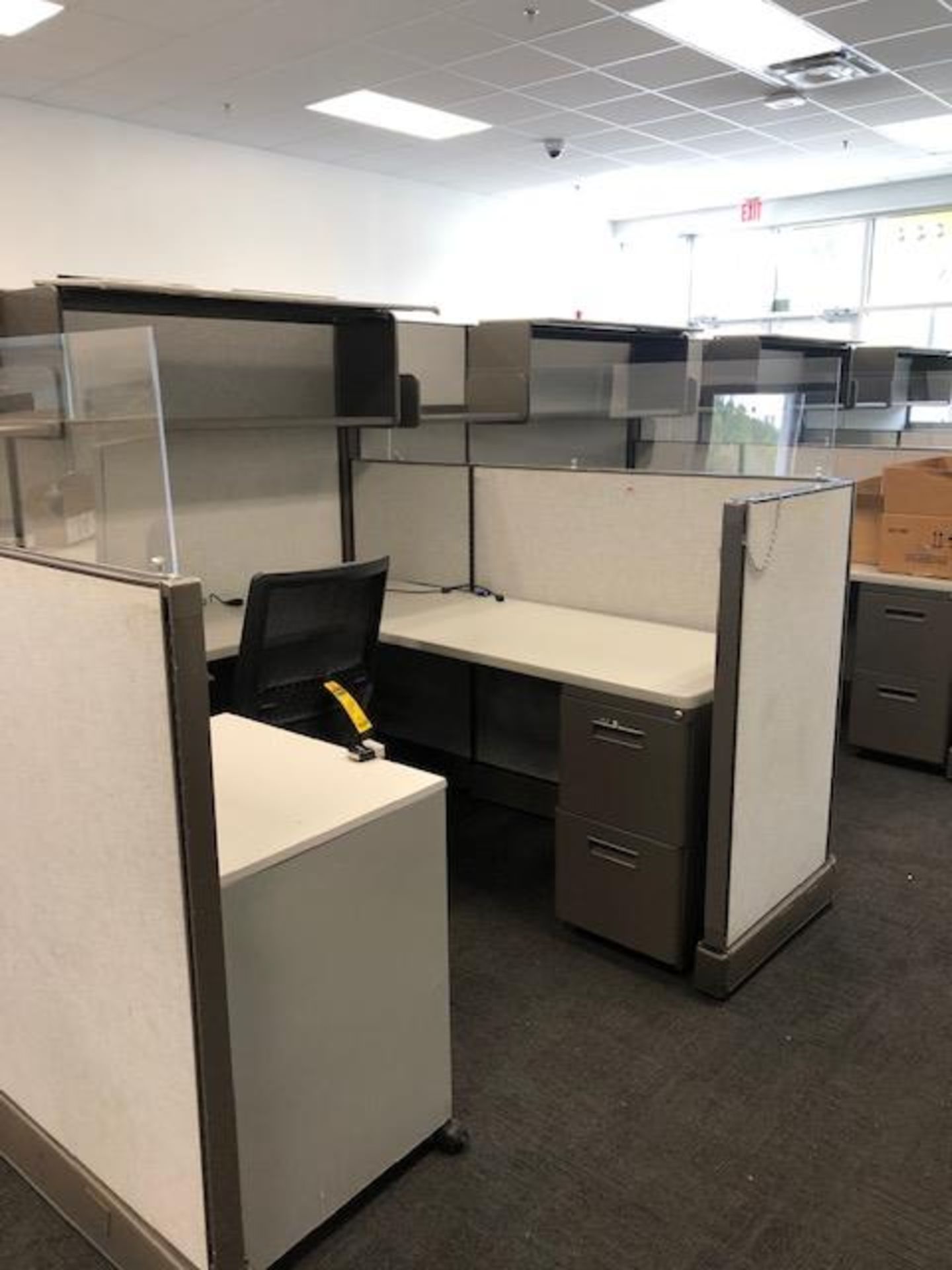 LOT OF CUBICLES AND CHAIRS