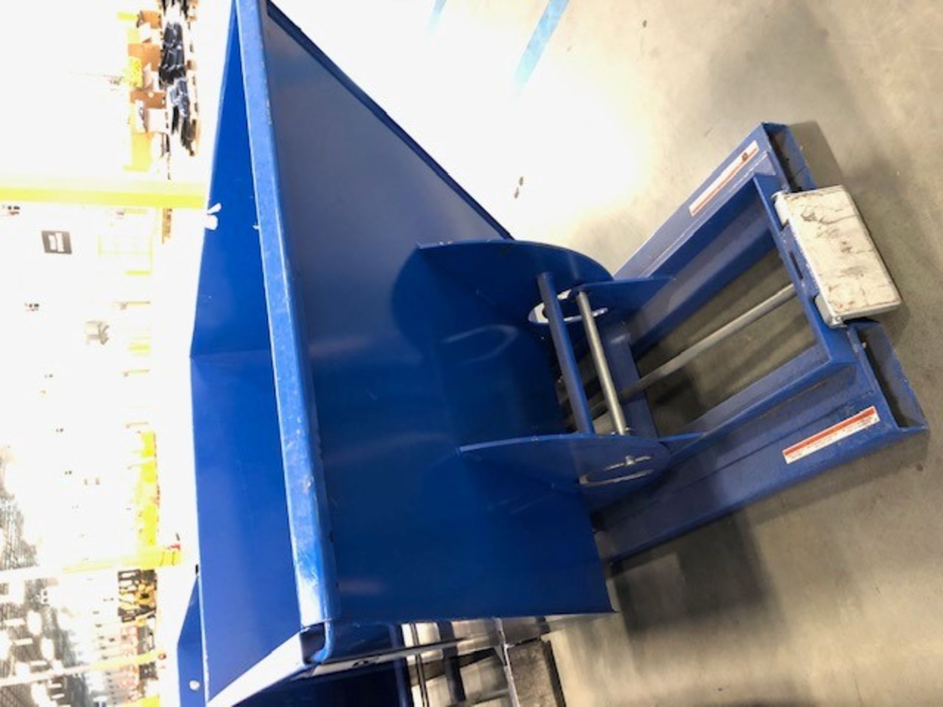 VESTIL 1 YARD DUMP HOPPER, MODEL D-100-LD,  2,000 LB CAPACITY - Image 3 of 3