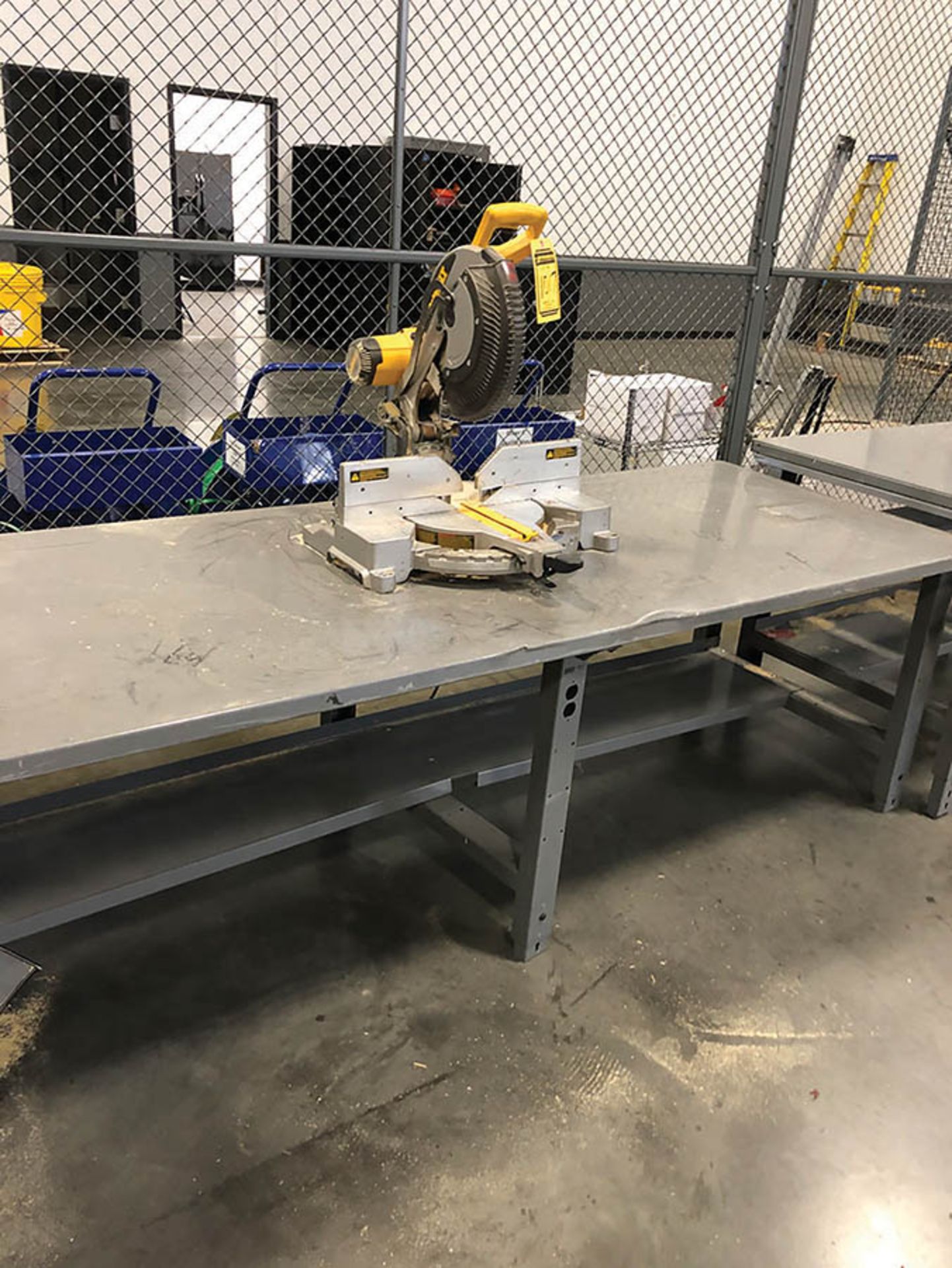 DEWALT 12'' DOUBLE BEVEL COMPOUND MITER SAW, MODEL DW716, S/N 26387, MOUNTED ON STEEL TABLE - Image 3 of 3