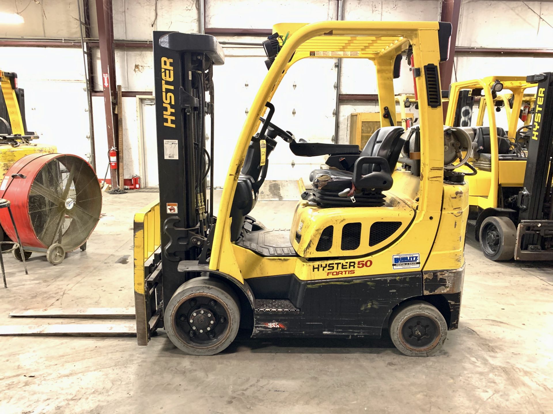 ***LOCATED IN HAMILTON, OH***2015 HYSTER 5,000-LB. FORKLIFT, MOD: S50FT, LPG, SOLID TIRE, 189" LIFT