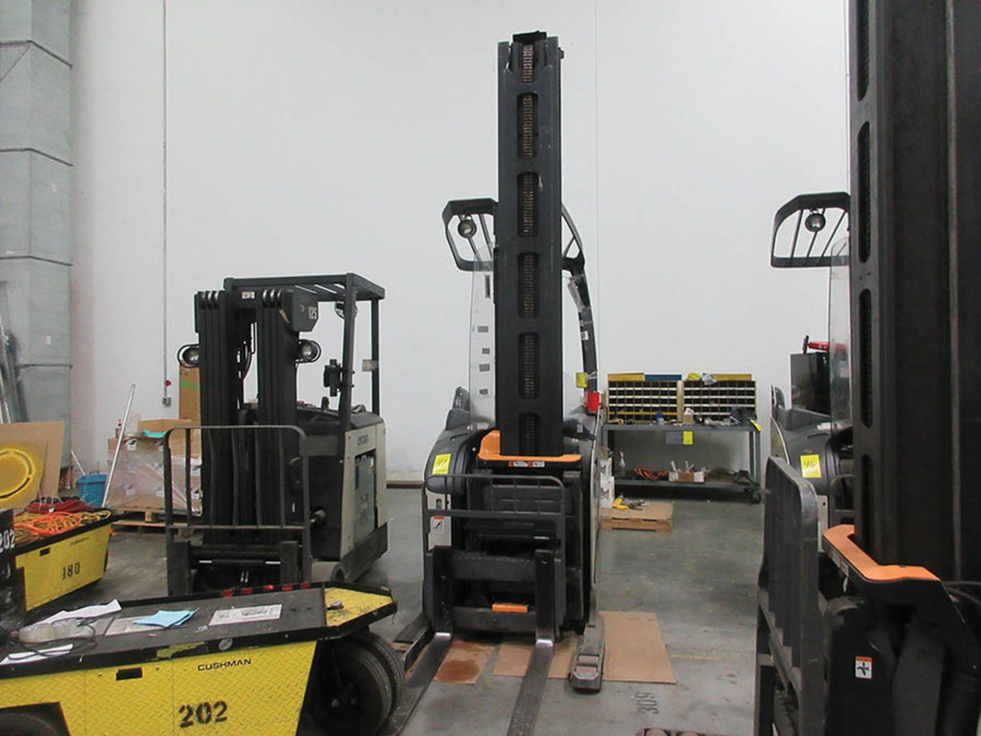 2015 CROWN MONOLIFT MAST REACH TRUCK, 4,500 LB. CAP., MODEL: RM6025-45, 36V., HIGH VISIBILITY