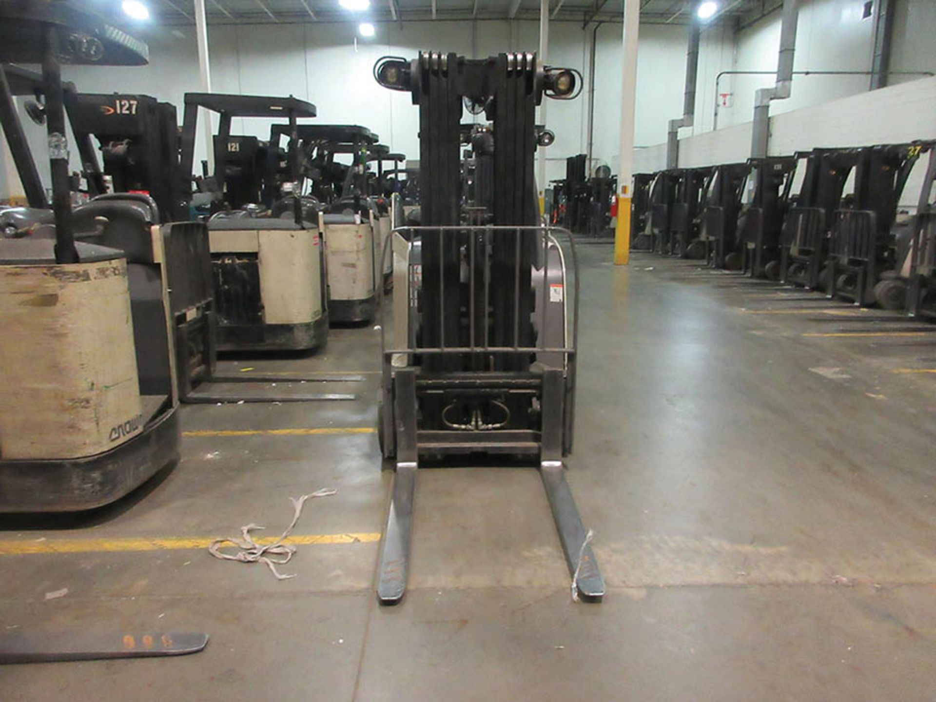 2013 CROWN STAND-UP FORKLIFT, 4,000 LB. CAP., MODEL: RC5540-40, 36V., 270'' MAX. LOAD HEIGHT, 48''