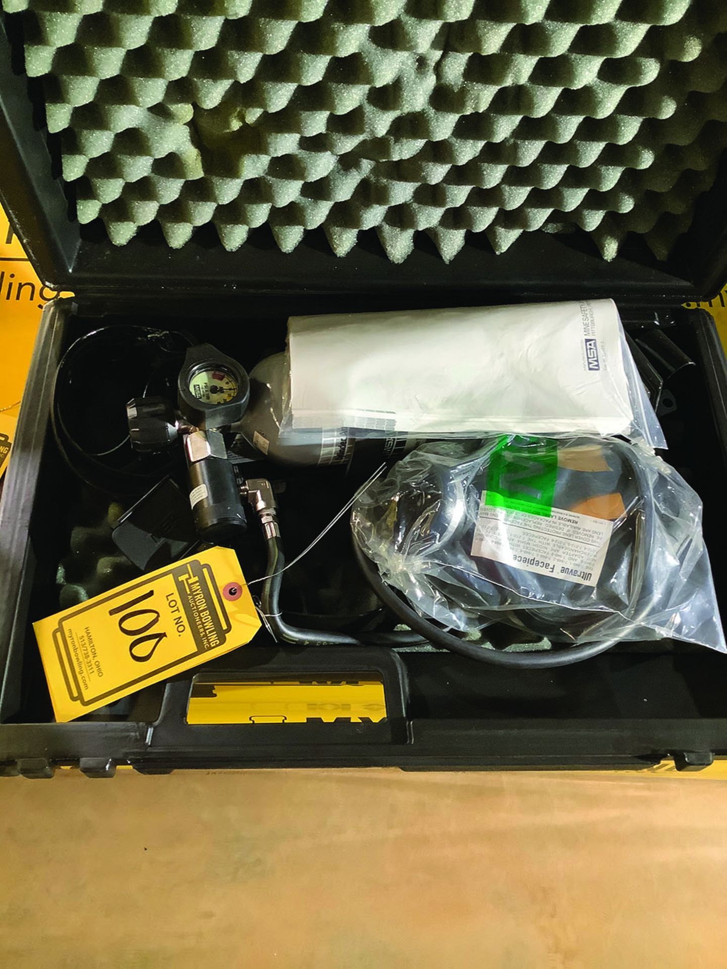 MSA PREMAIRE SYSTEM SUPPLIED-AIR RESPIRATOR - Image 2 of 2