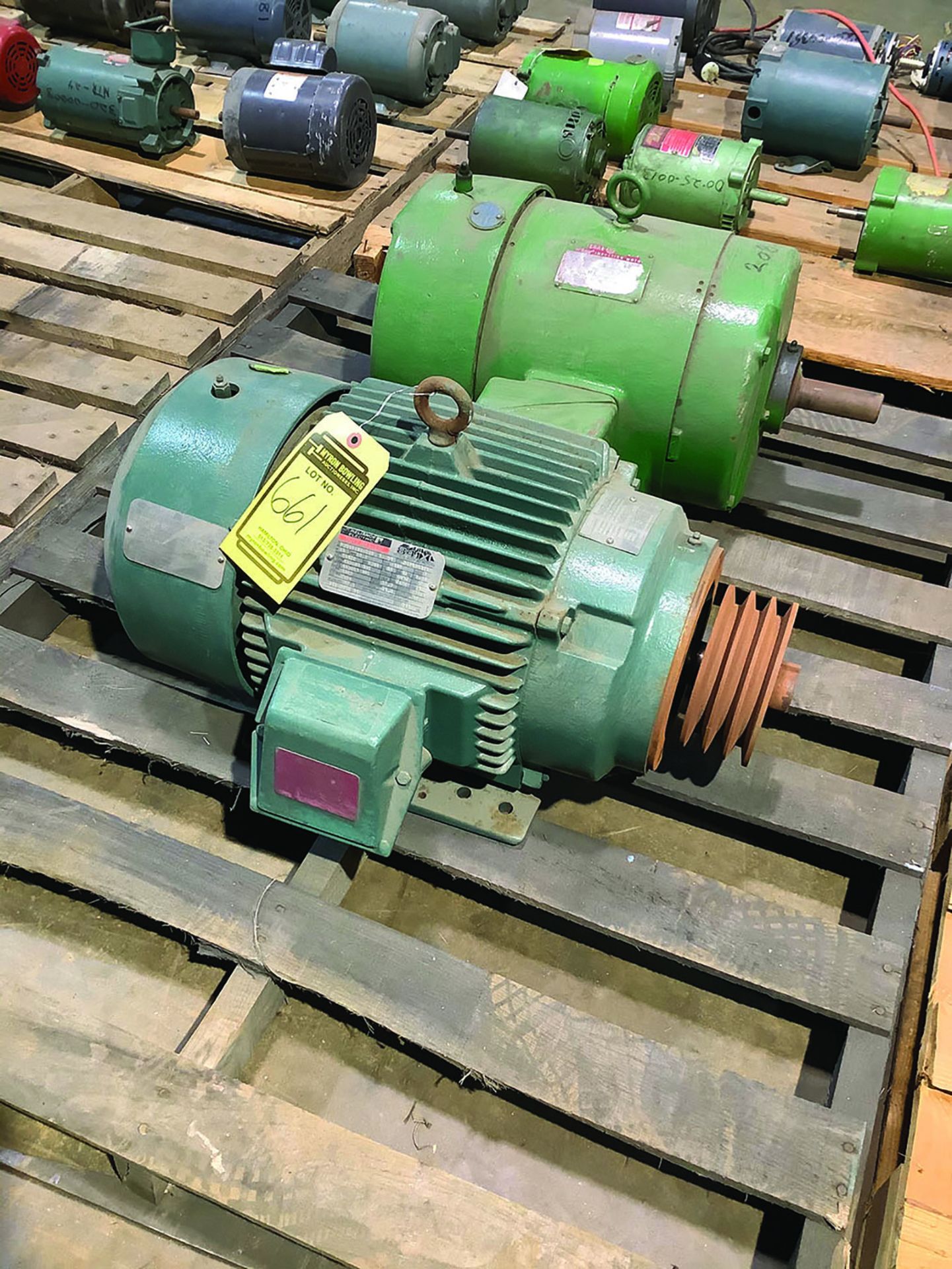 PALLET OF MISC MOTORS